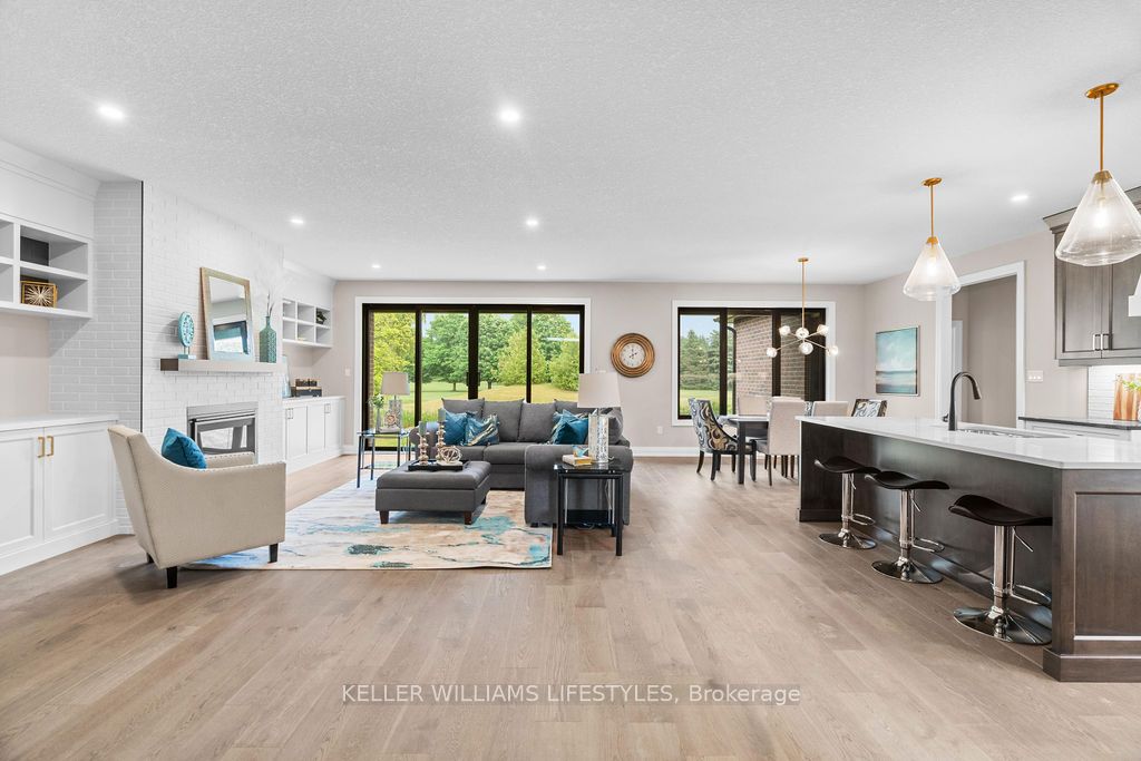 54 East Glen Drive Property Photo 9