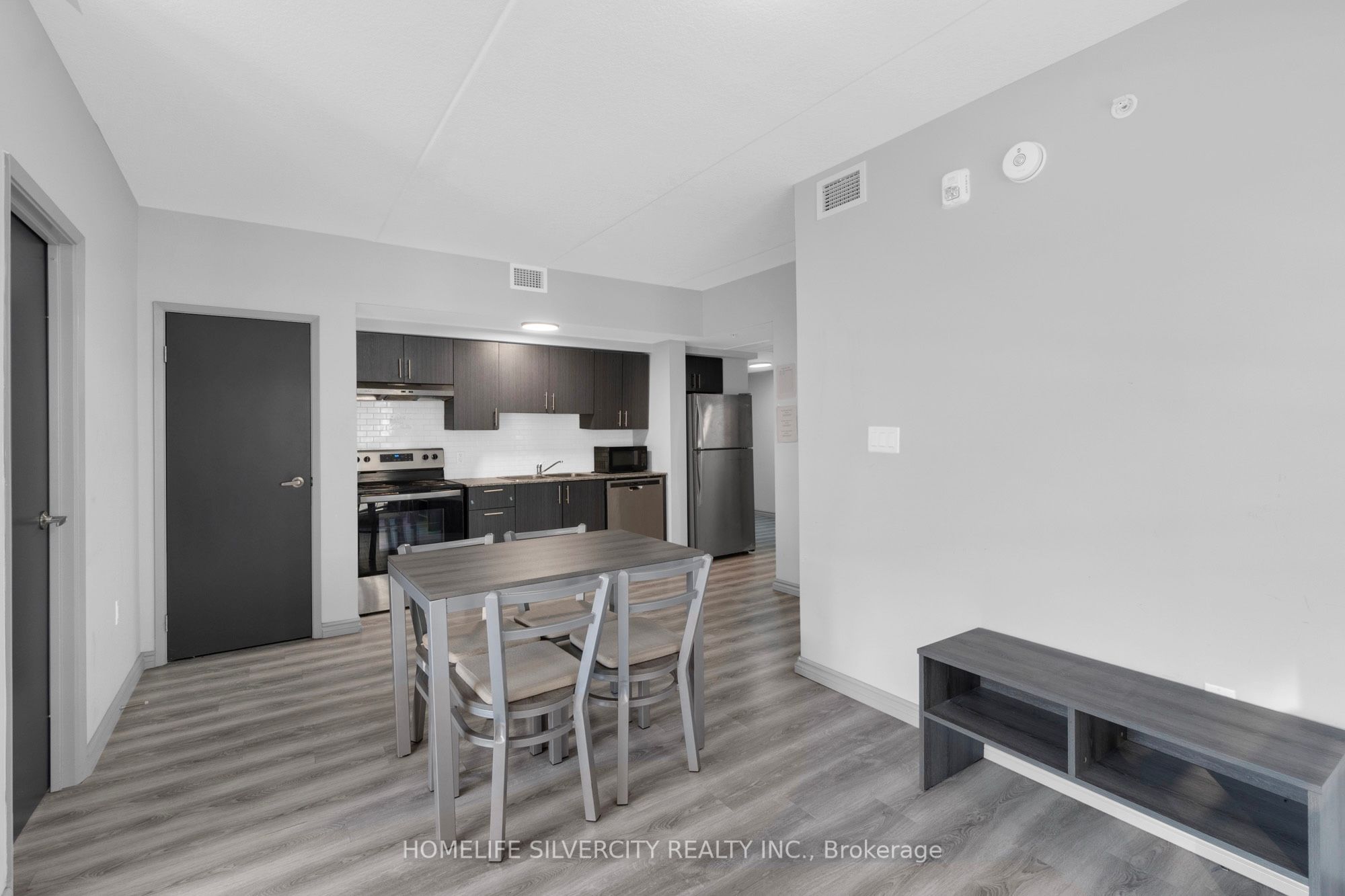 275 Larch Street A405 Property Photo 18