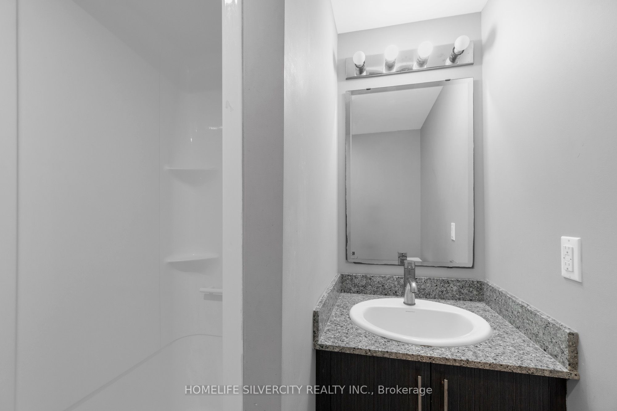 275 Larch Street A405 Property Photo 24