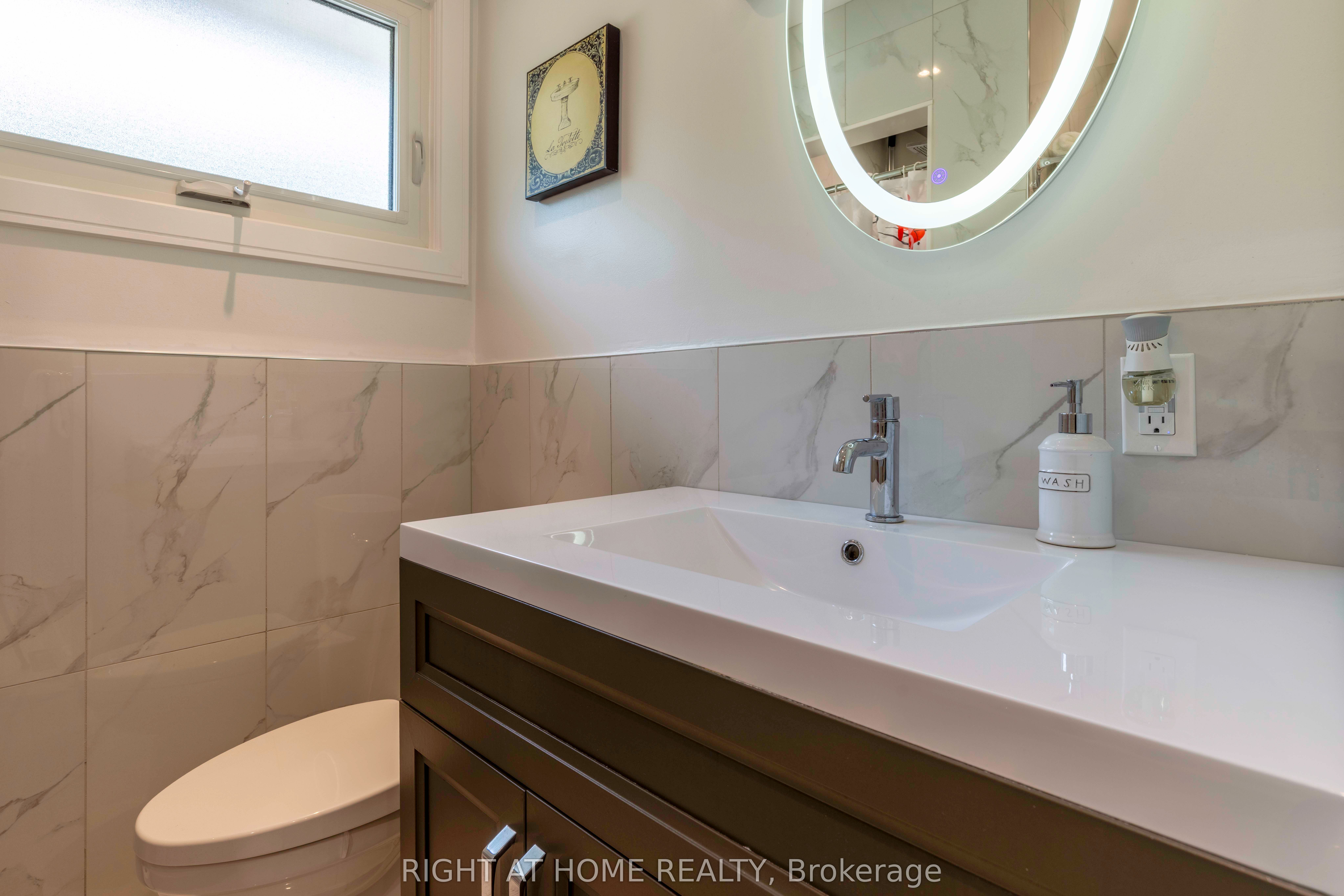 212 Lockhart Drive Property Photo 16