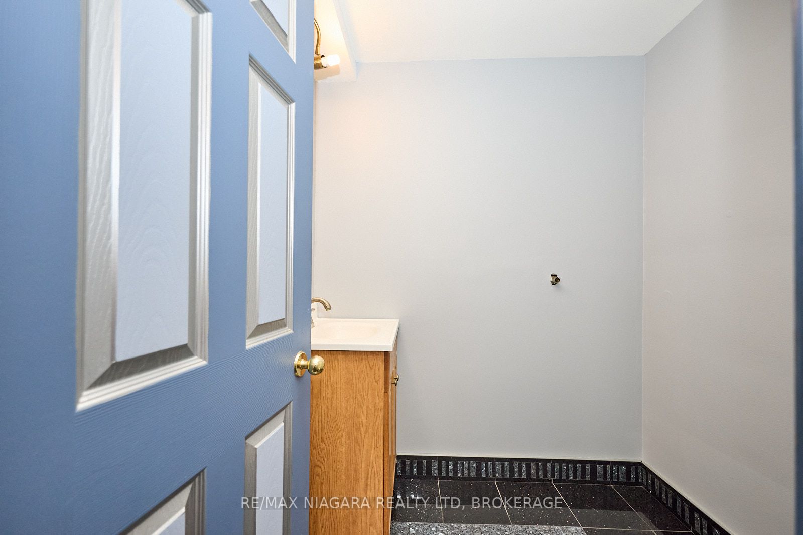 10655 Niagara Parkway Property Photo 10