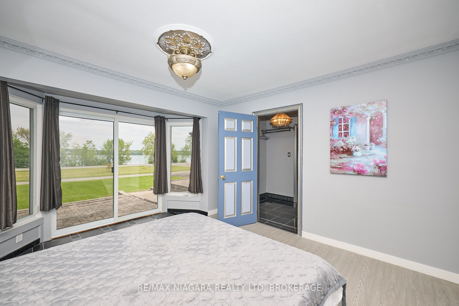 10655 Niagara Parkway Property Photo 12