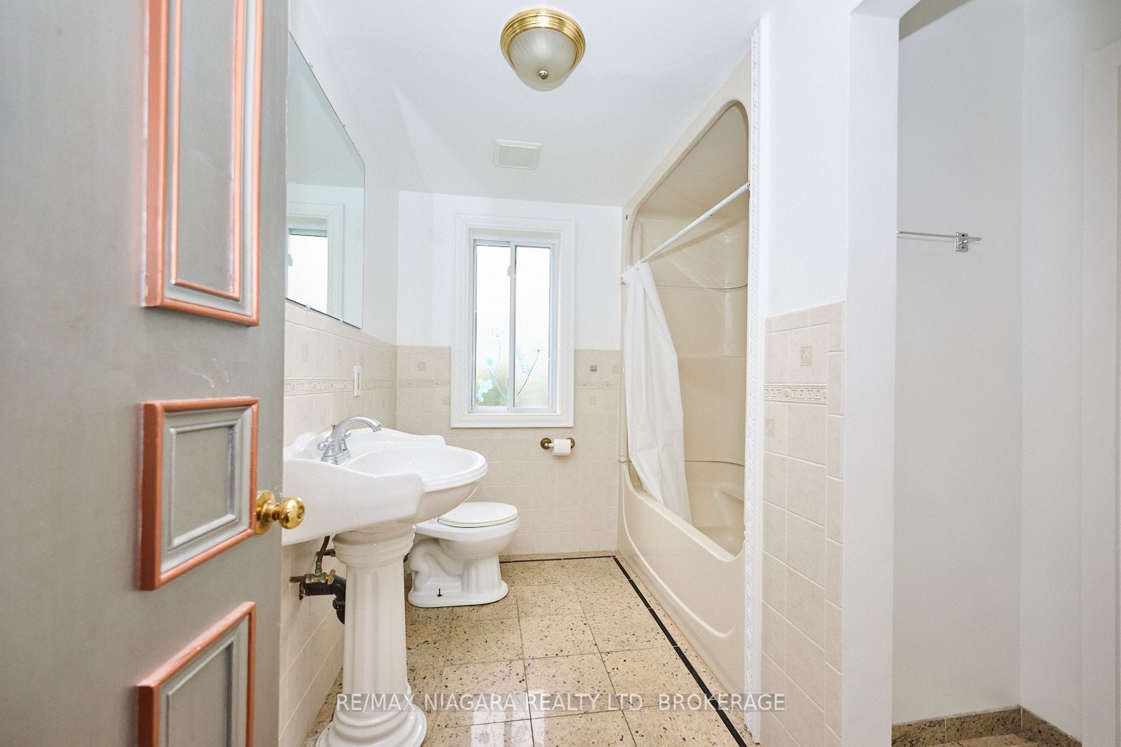 10655 Niagara Parkway Property Photo 18
