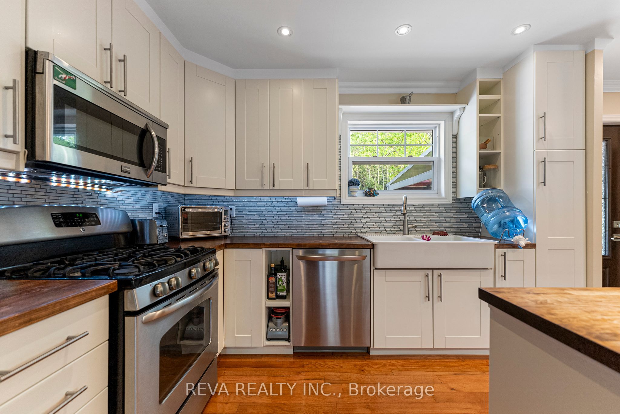 38 Anaf Road Property Photo 5