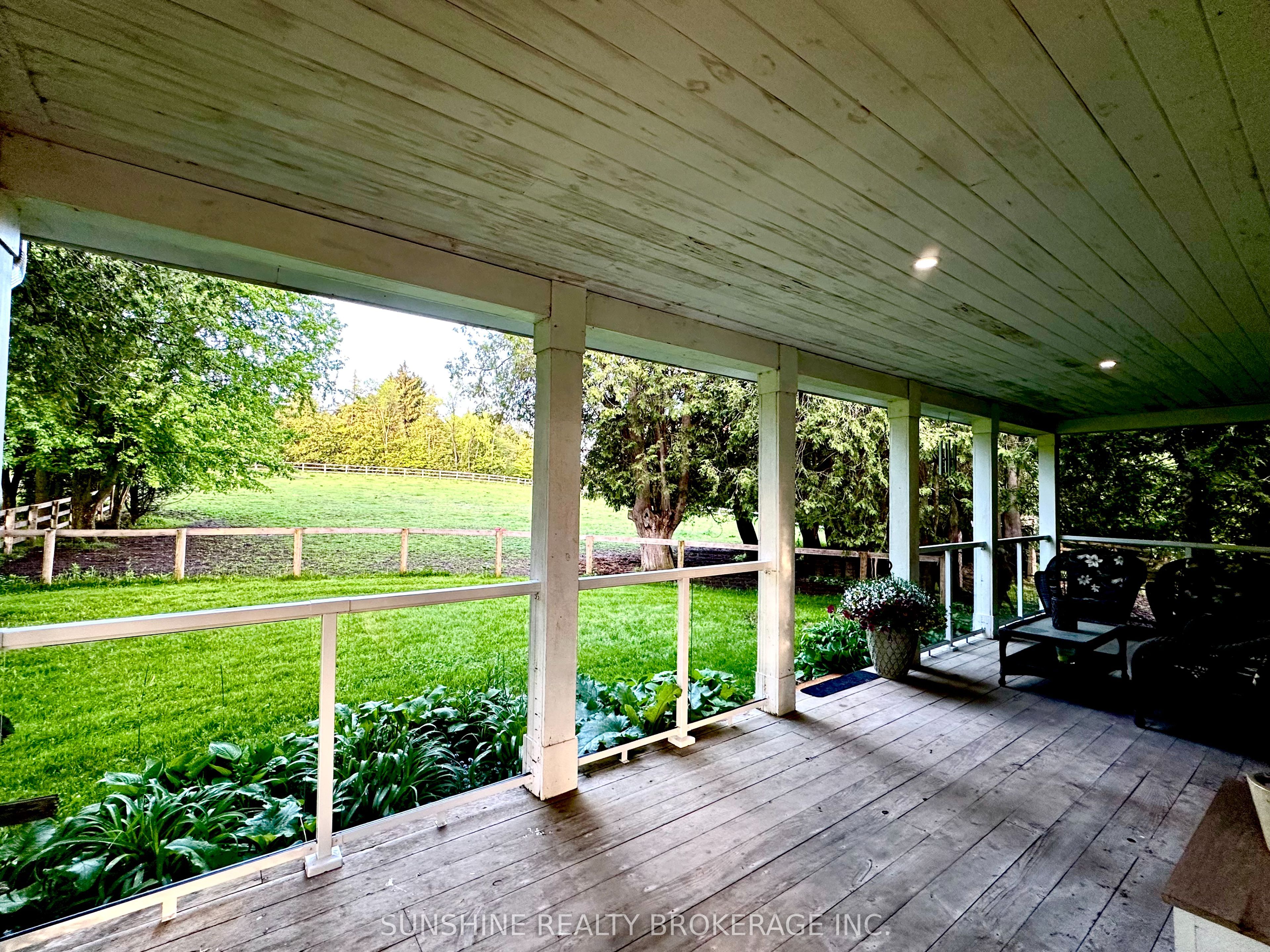 7907 Sixteenth Line Property Photo 4