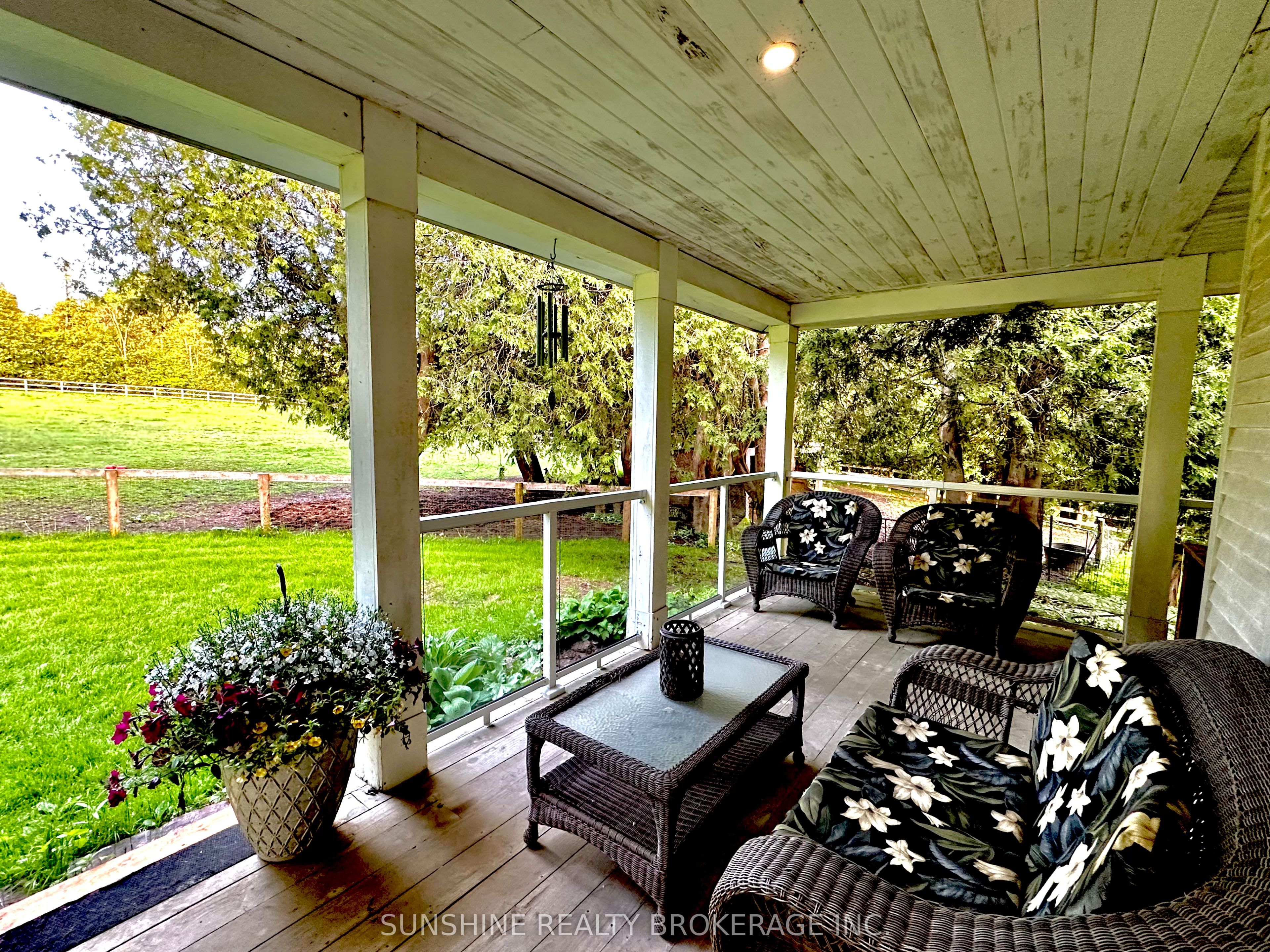 7907 Sixteenth Line Property Photo 6