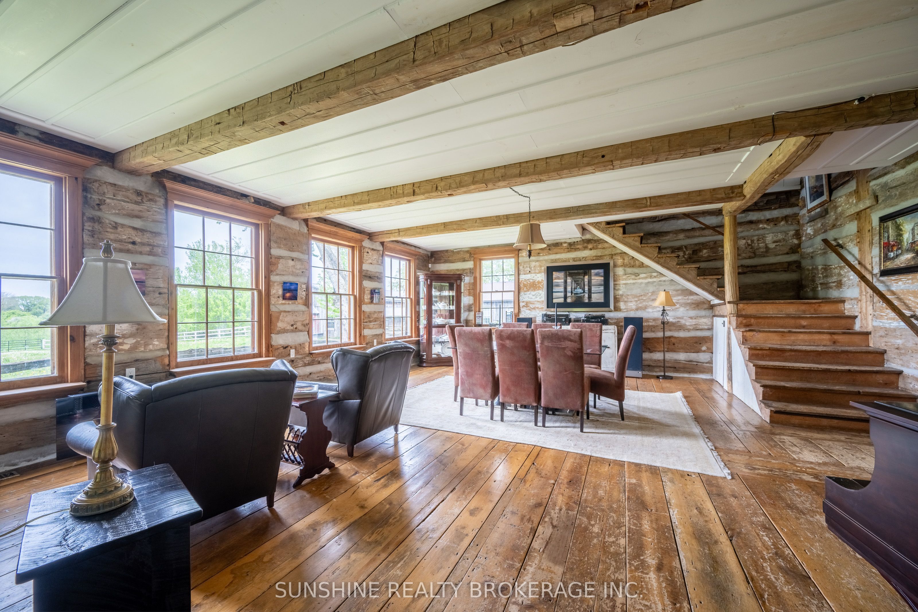 7907 Sixteenth Line Property Photo 11