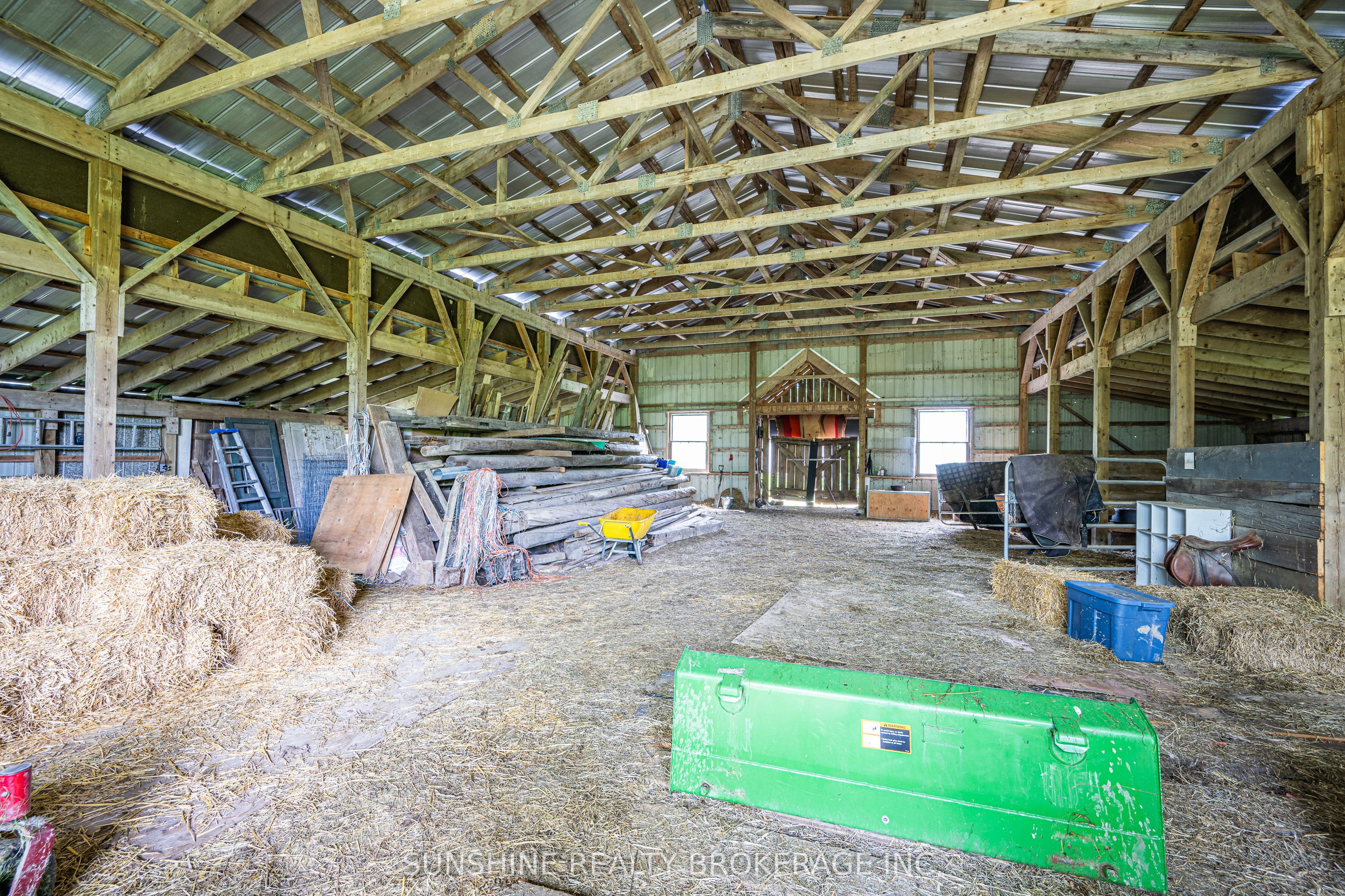 7907 Sixteenth Line Property Photo 27