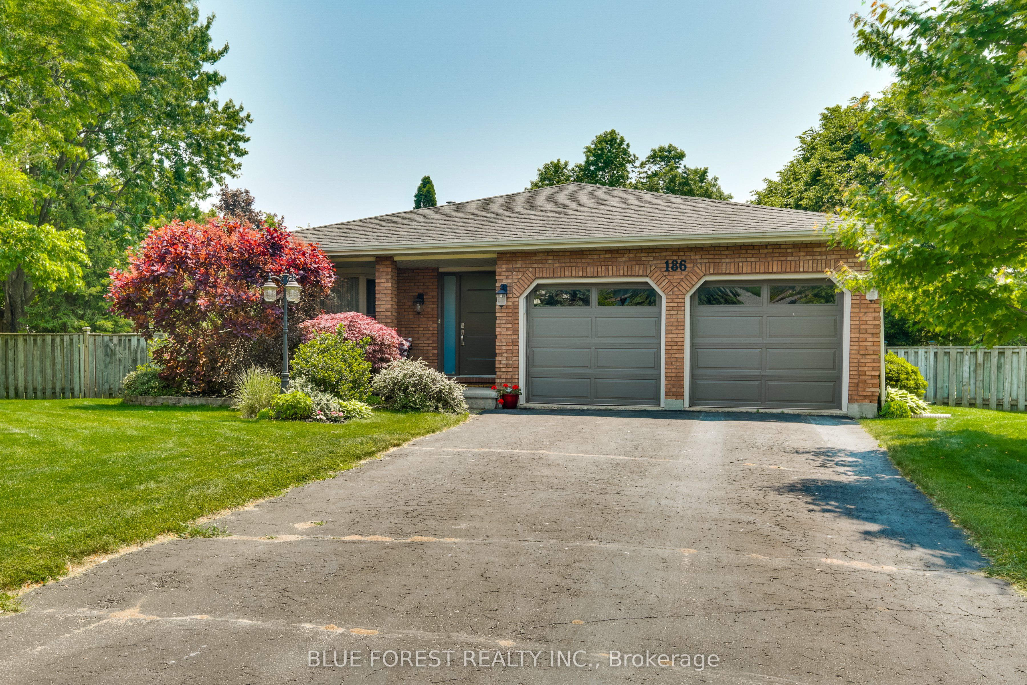 186 Scarlett Circle Property Photo 1