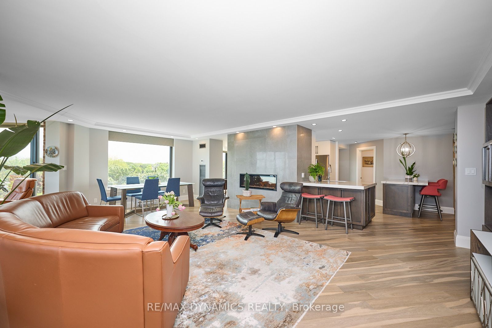 701 Geneva Street 1504 Property Photo 20