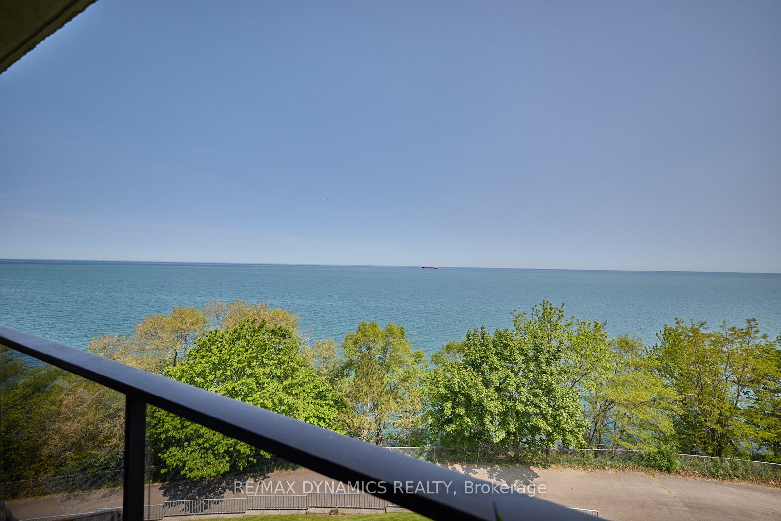 701 Geneva Street 1504 Property Photo 24