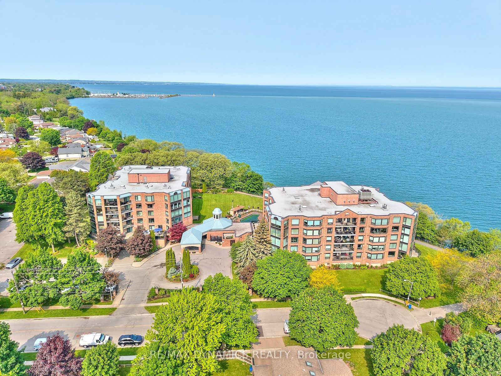 701 Geneva Street 1504 Property Photo 33