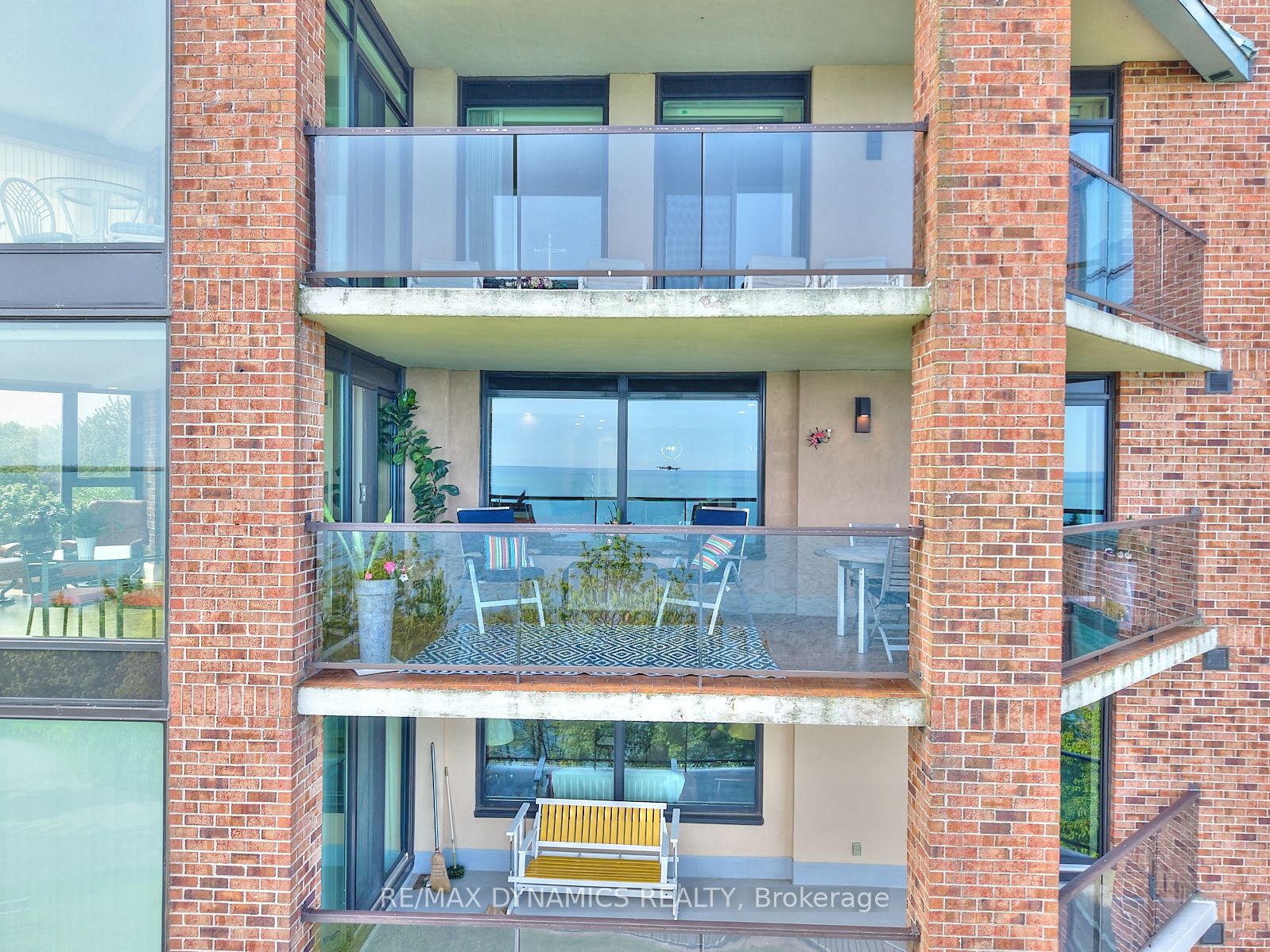 701 Geneva Street 1504 Property Photo 37