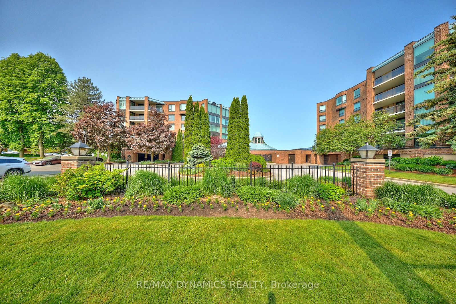 701 Geneva Street 1504 Property Photo 41