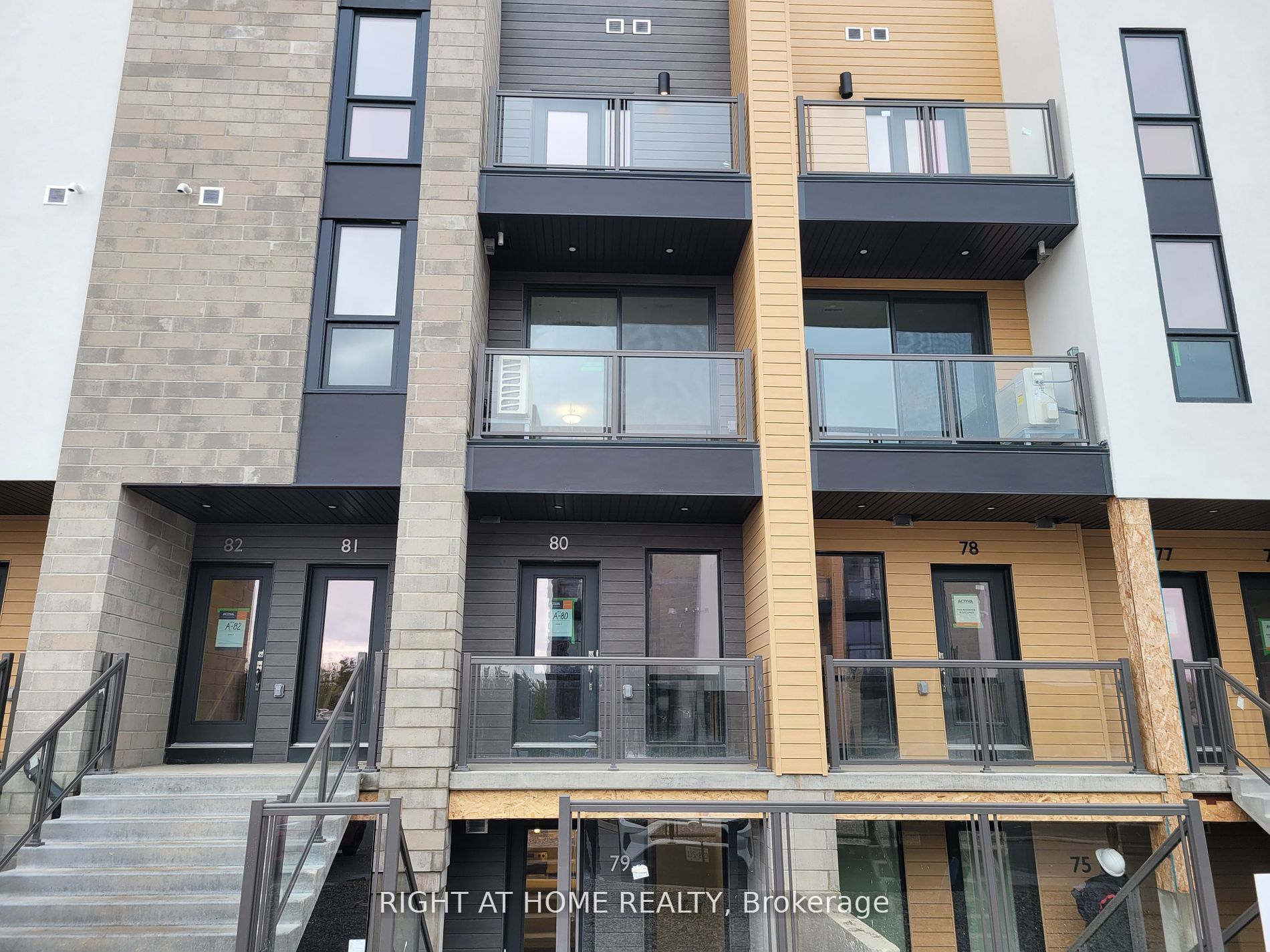 261 Woodbine Avenue 79a Property Photo 3