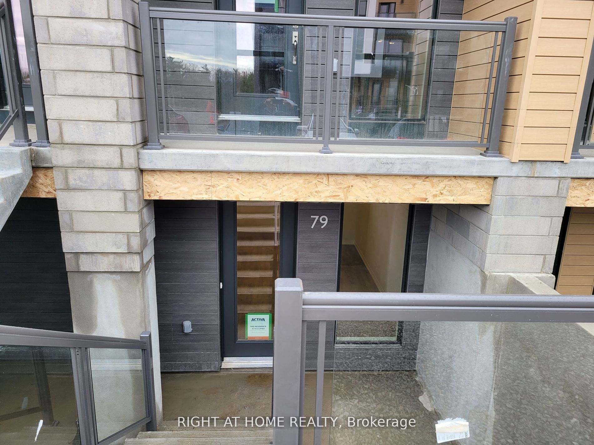 261 Woodbine Avenue 79a Property Photo 4