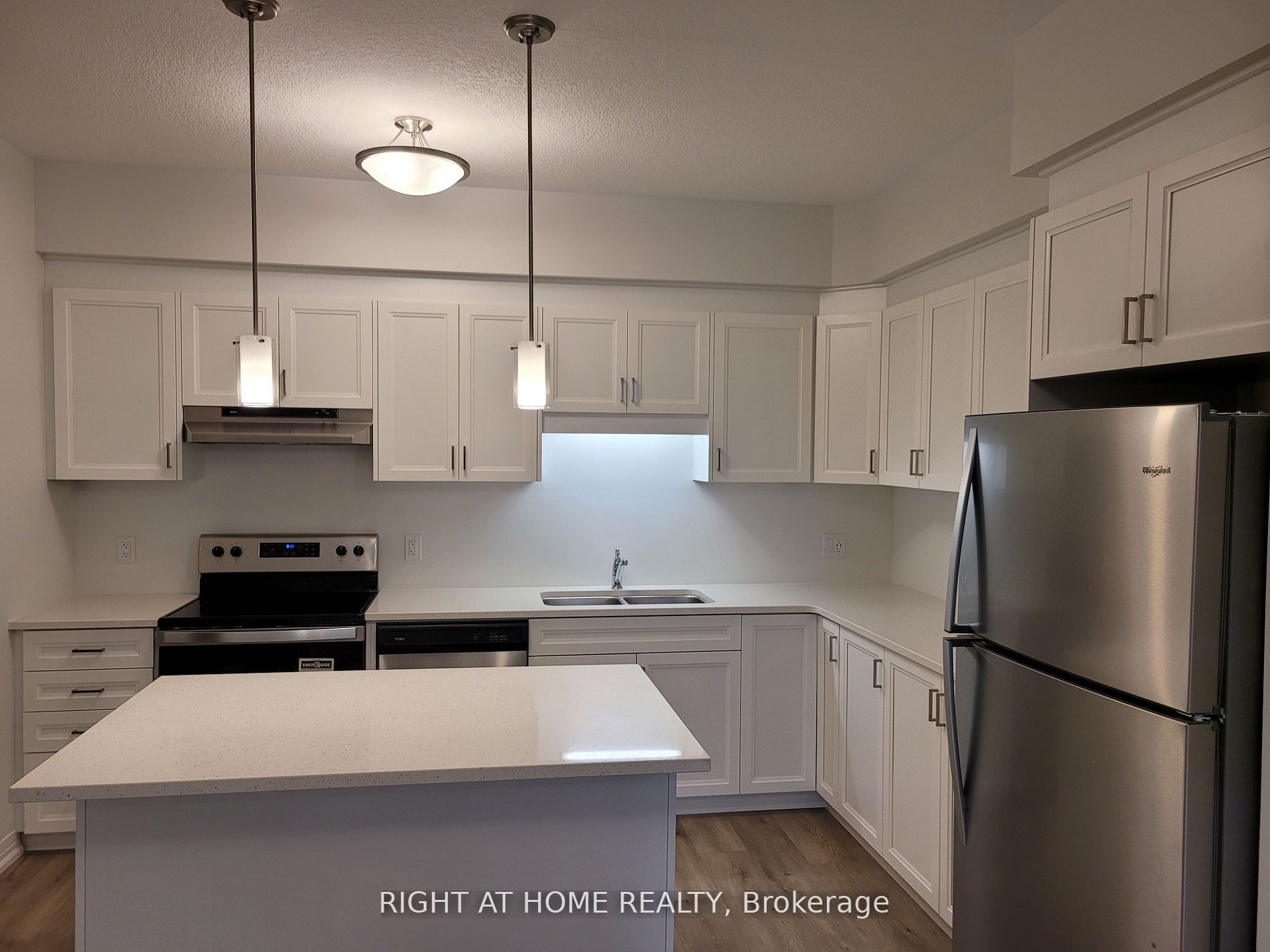 261 Woodbine Avenue 79a Property Photo 12