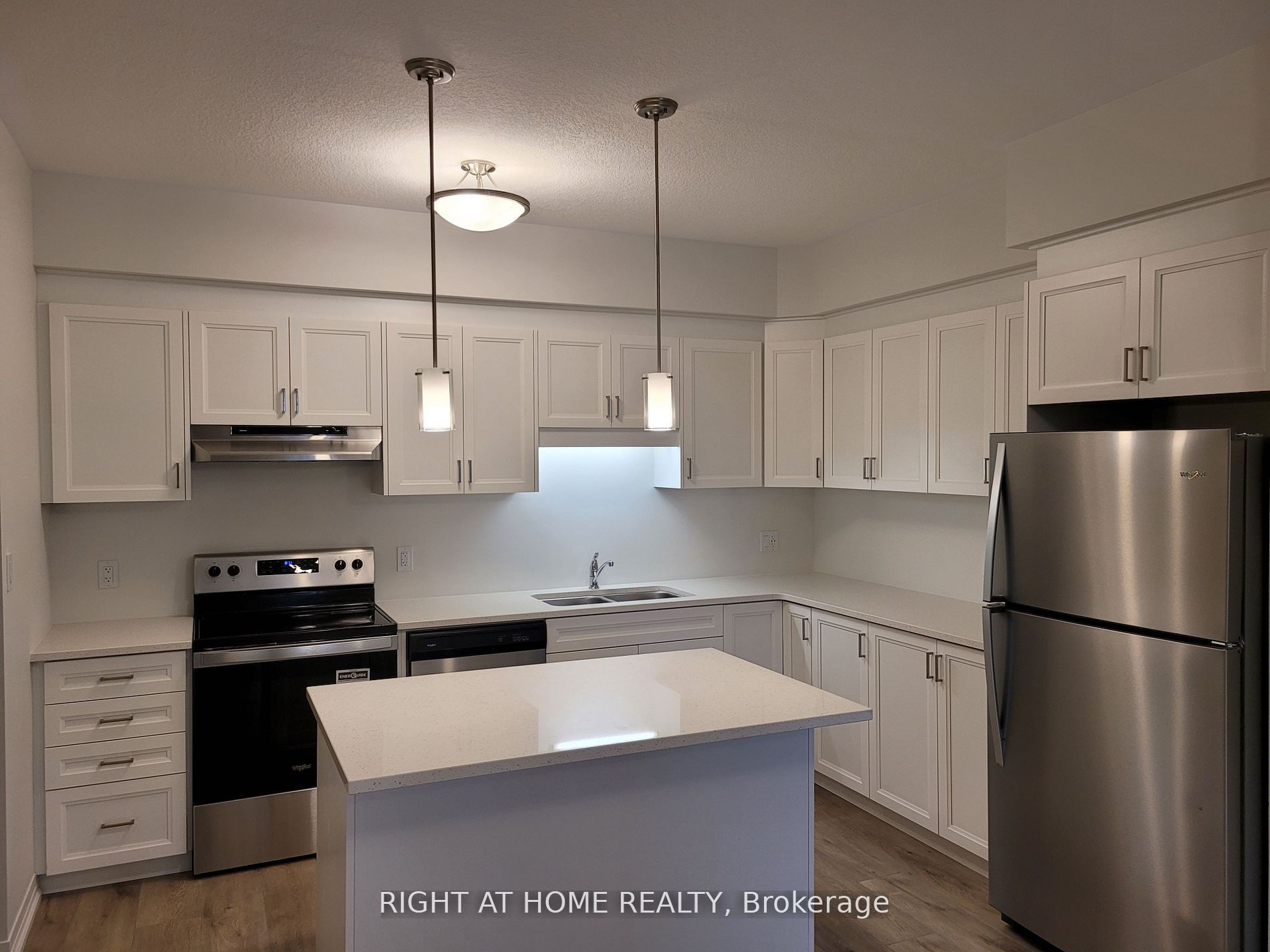 261 Woodbine Avenue 79a Property Photo 13