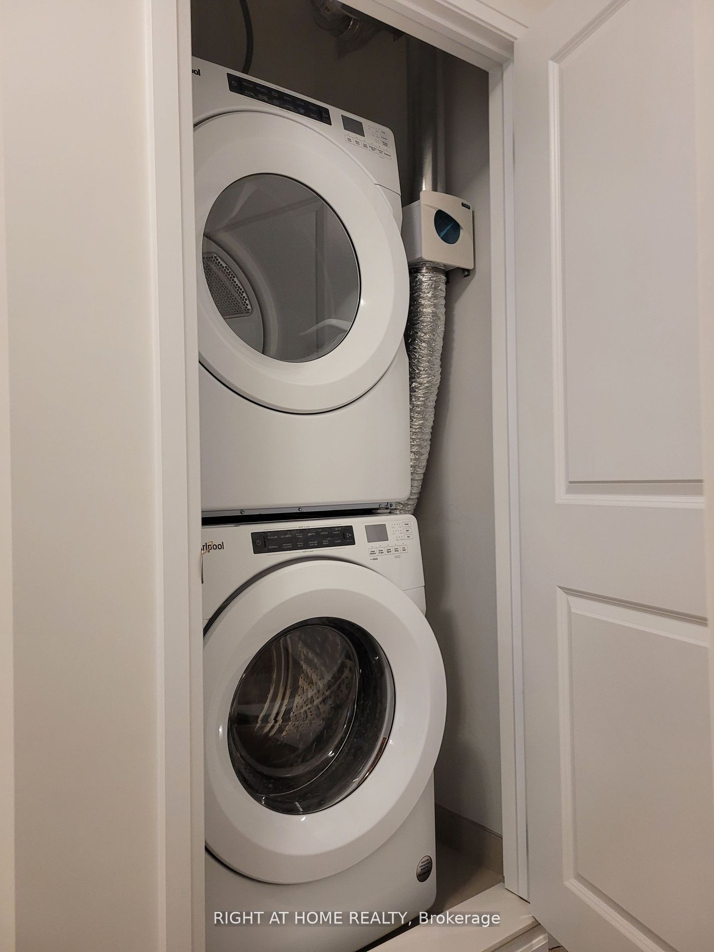 261 Woodbine Avenue 79a Property Photo 15