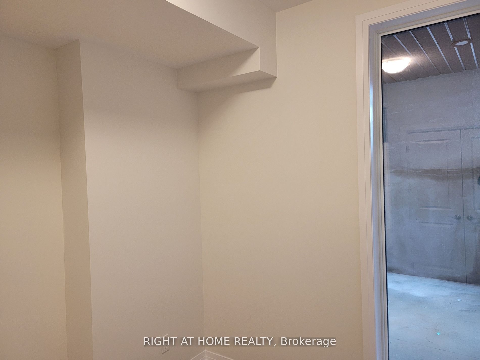 261 Woodbine Avenue 79a Property Photo 16