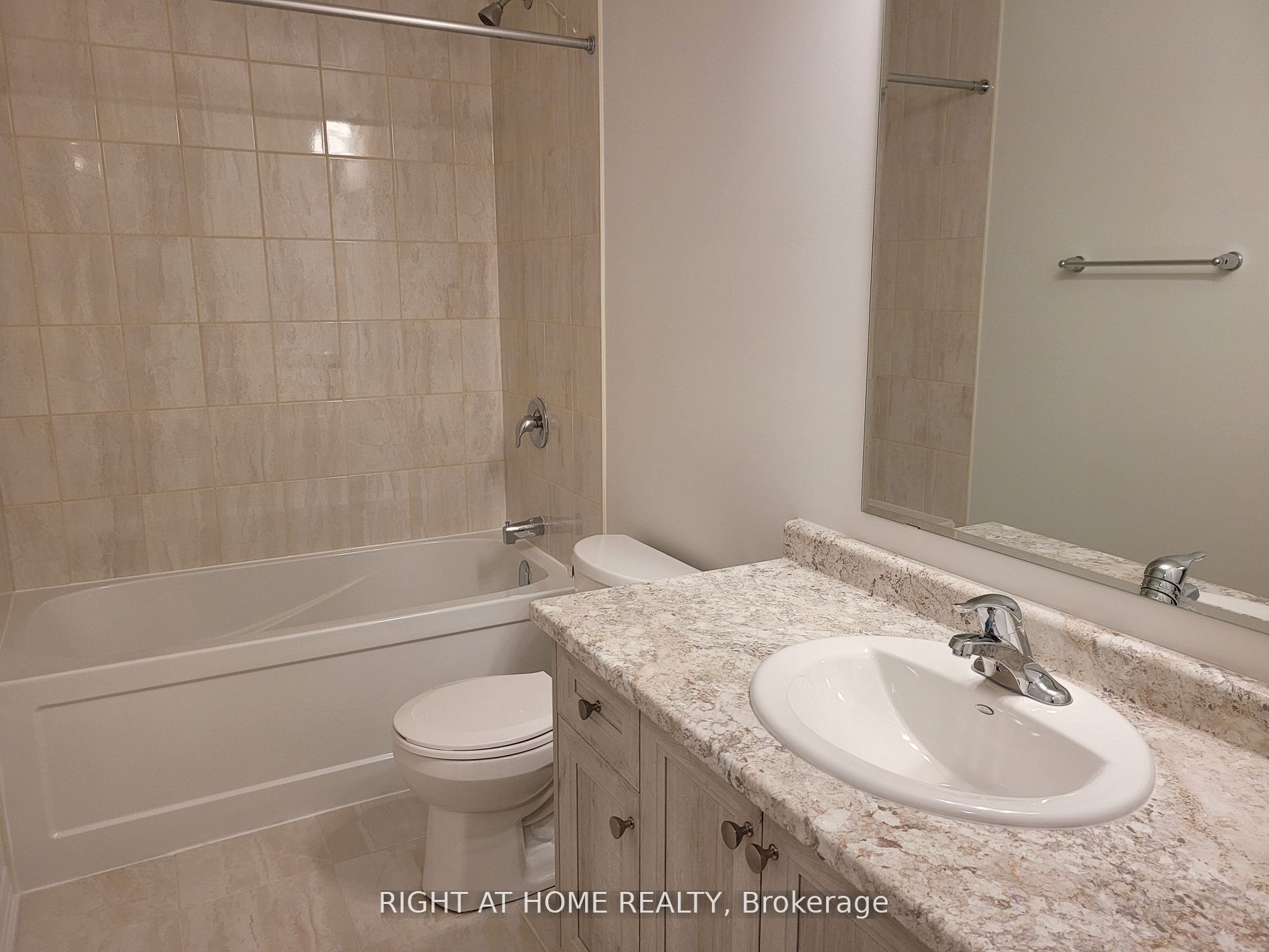 261 Woodbine Avenue 79a Property Photo 19