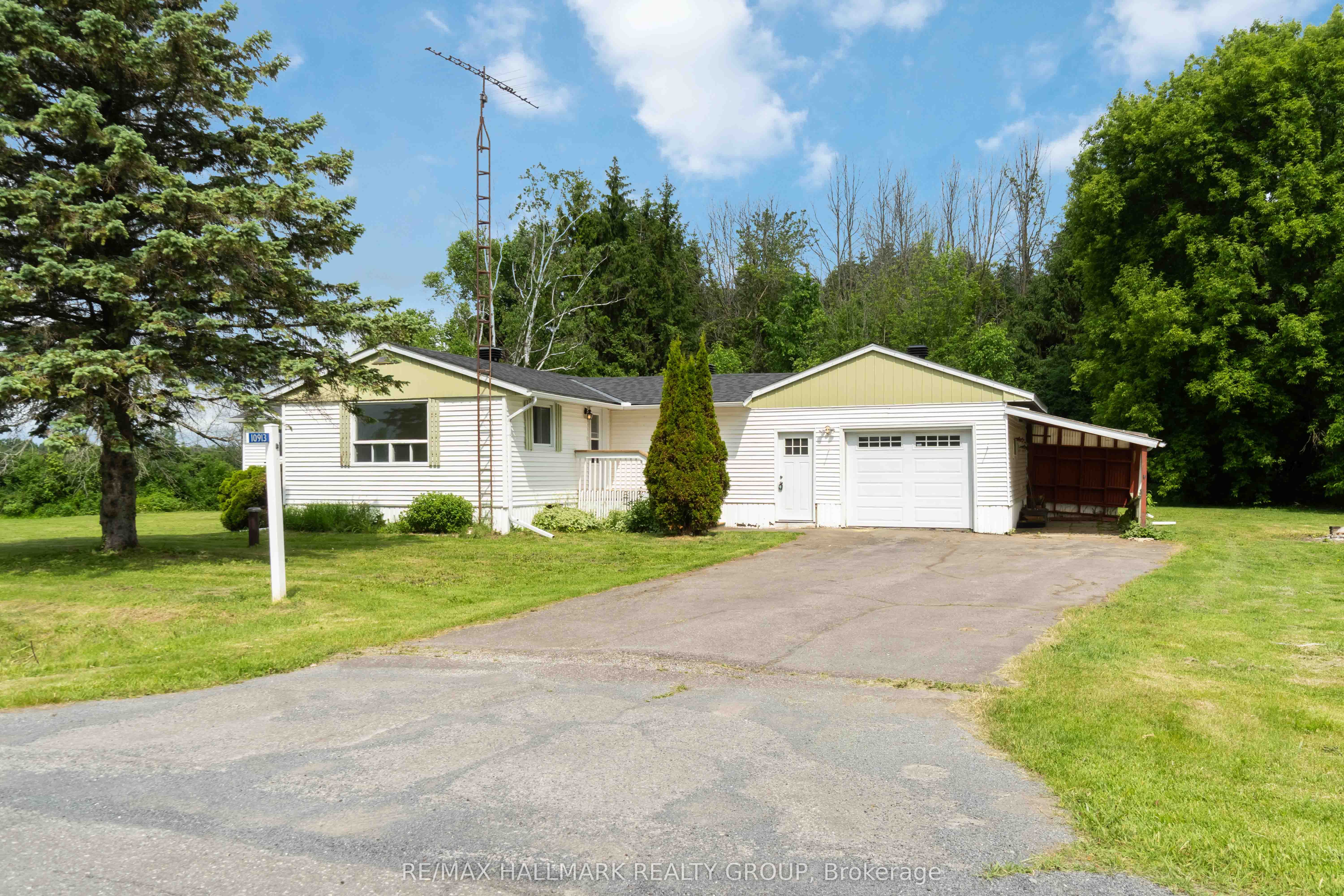 10913 Stampville Road Property Photo 1