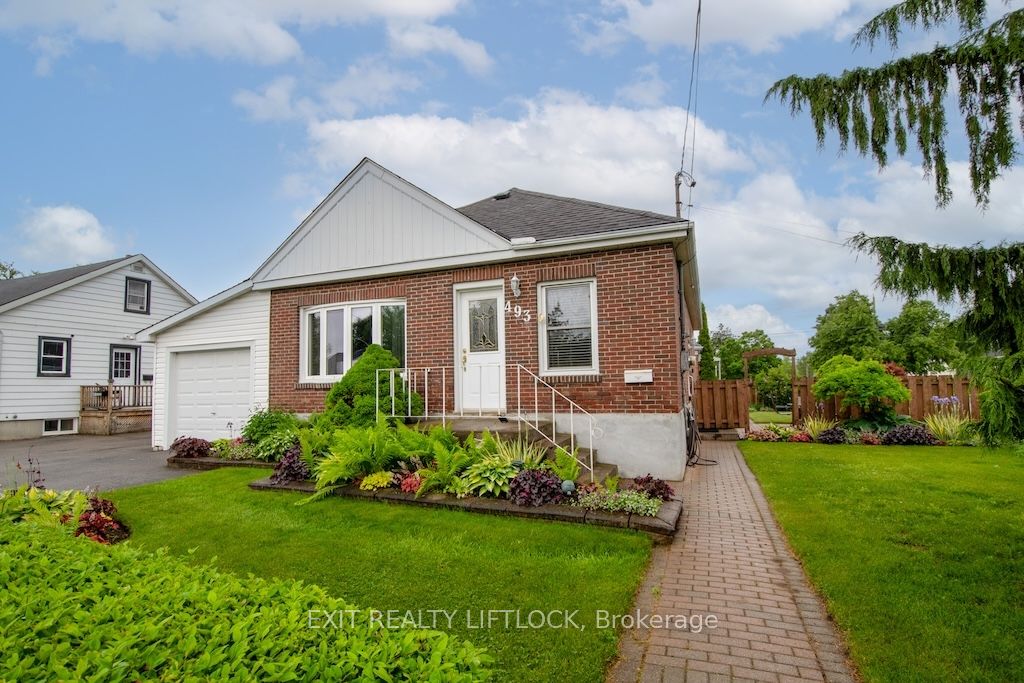 493 Howden Street Property Photo 1