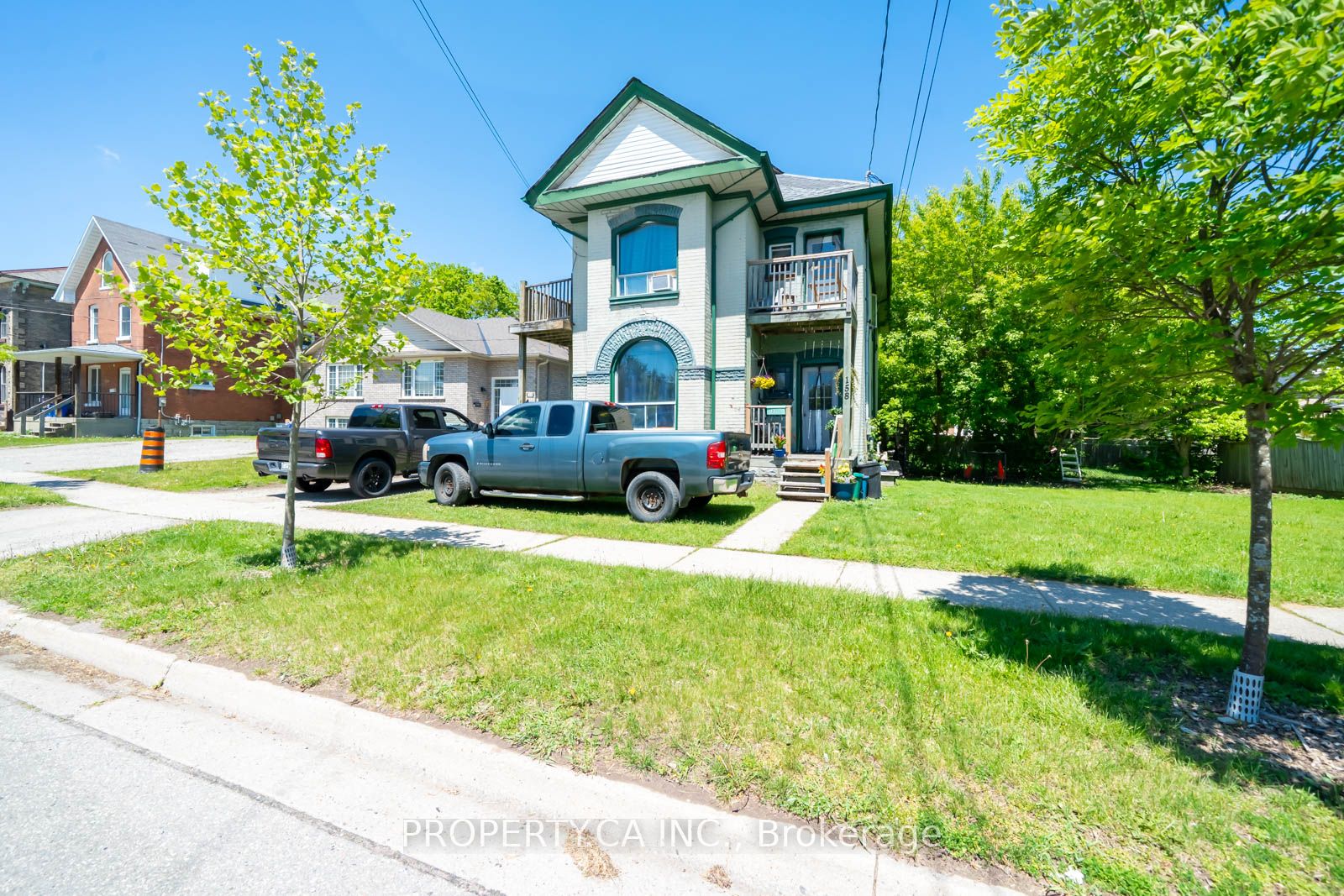 158 Wellington St Property Photo 1