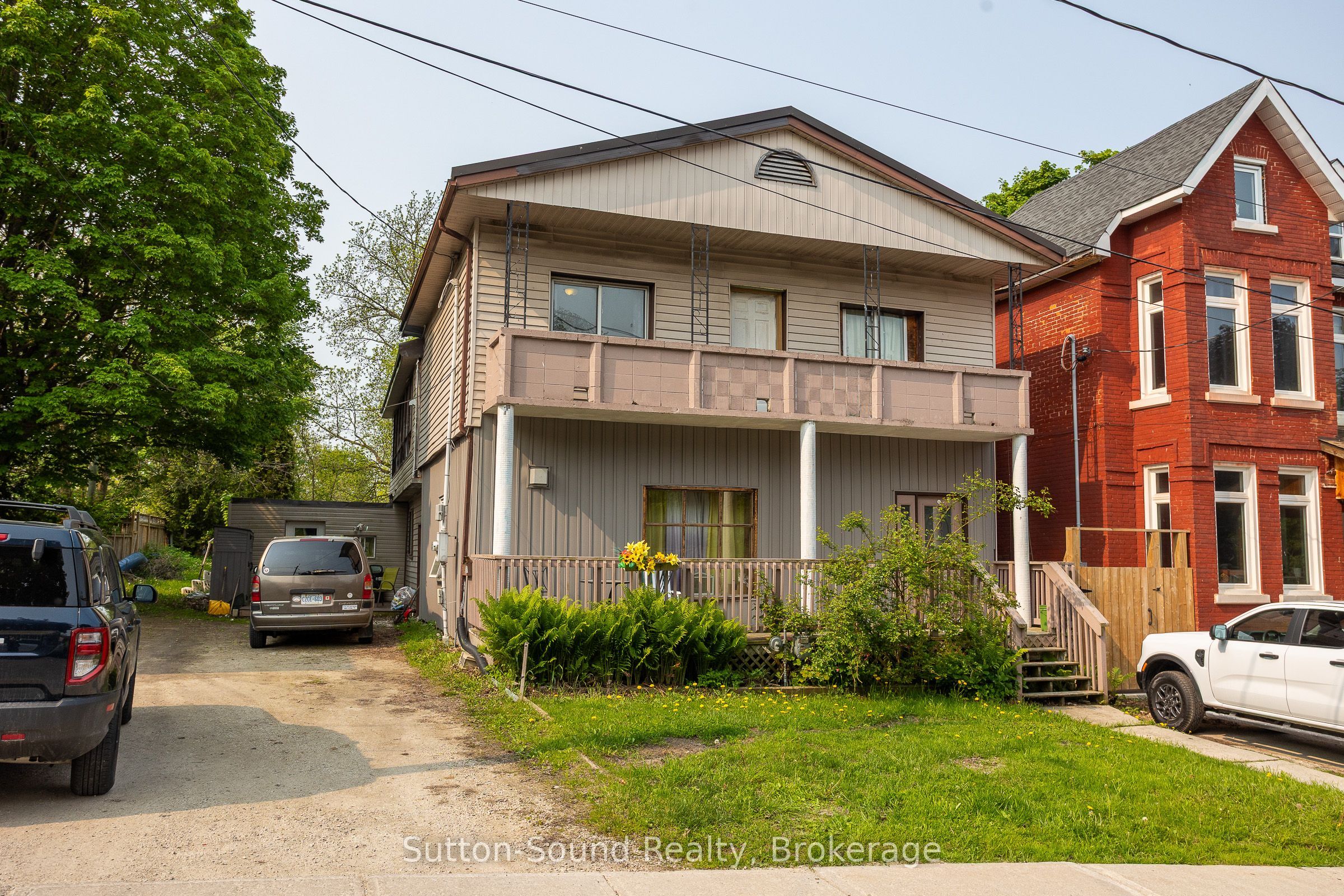 351 14th Street Property Photo 1