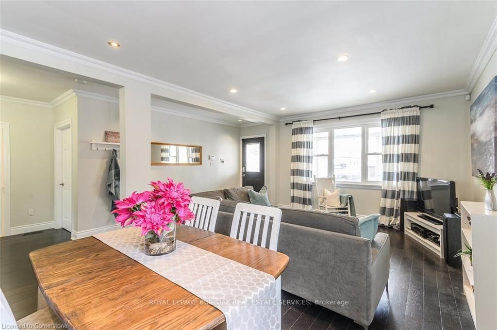 376 Talbot Street Upper Property Photo 5