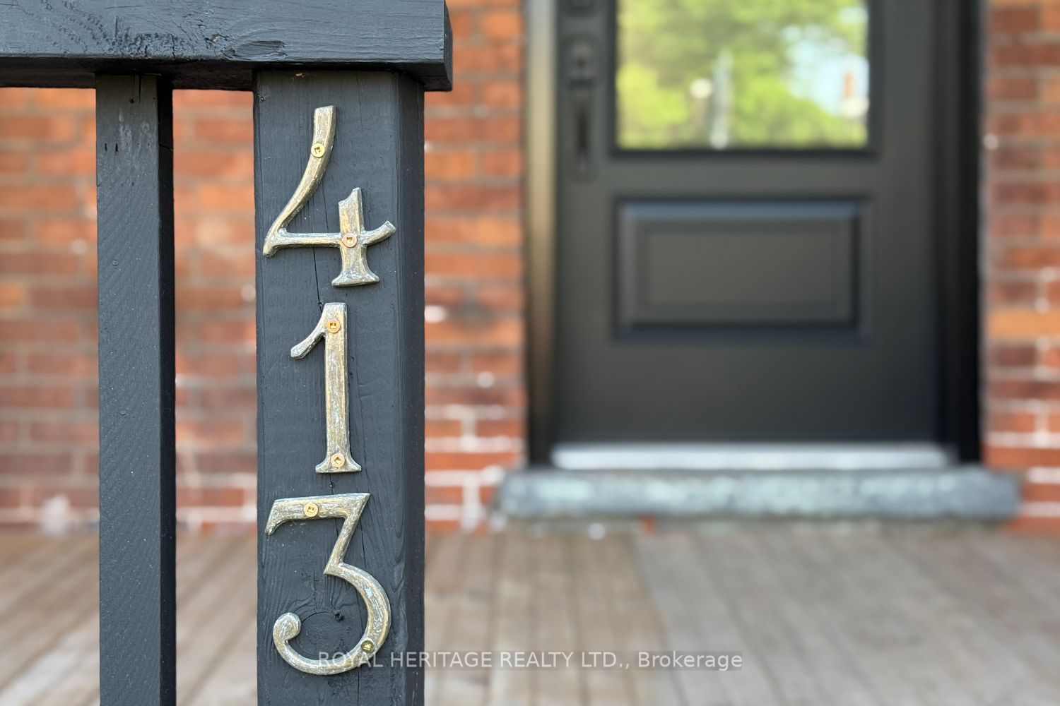 413 Division Street Property Photo 6