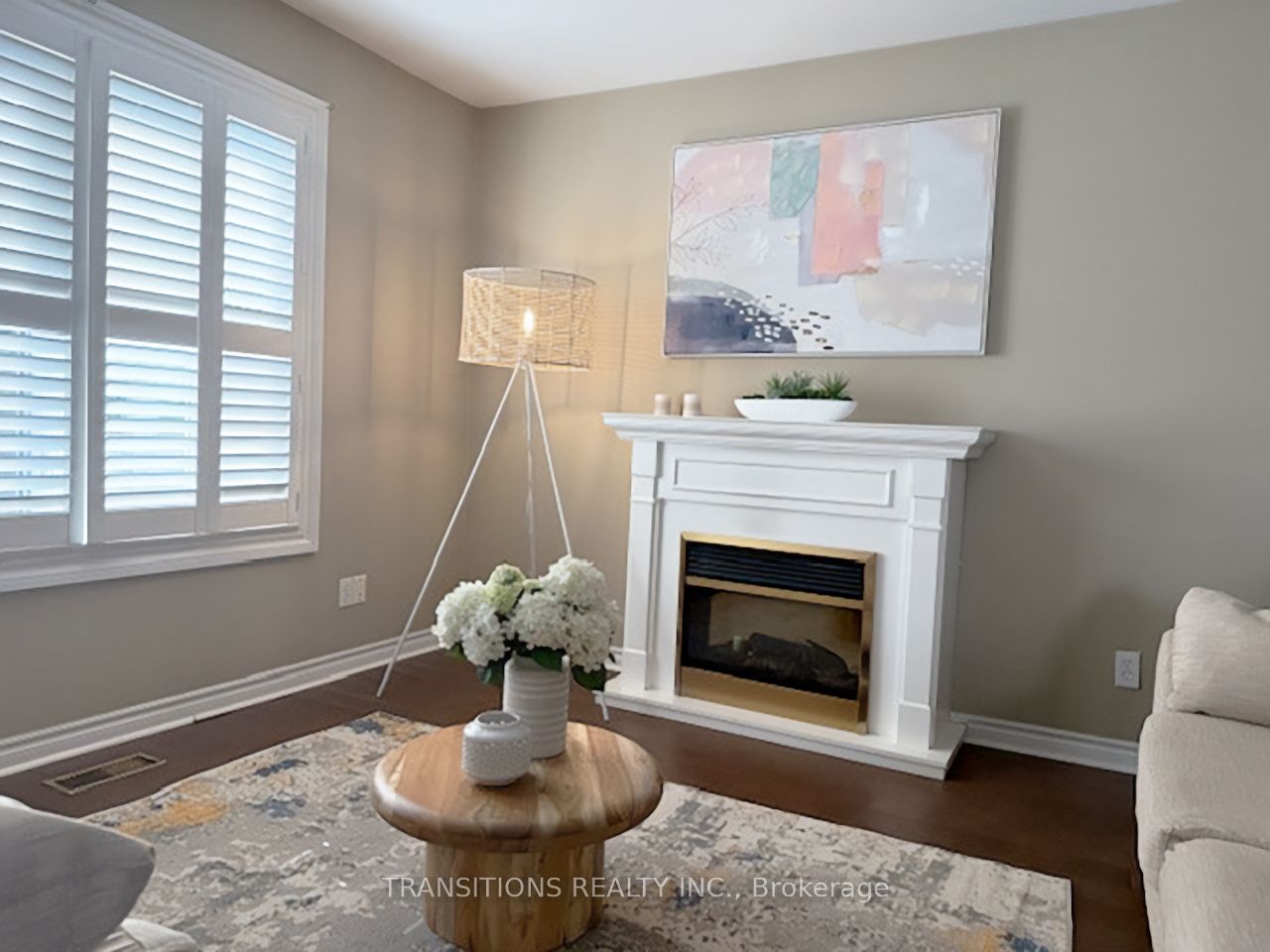 341 Mathew Street Property Photo 2