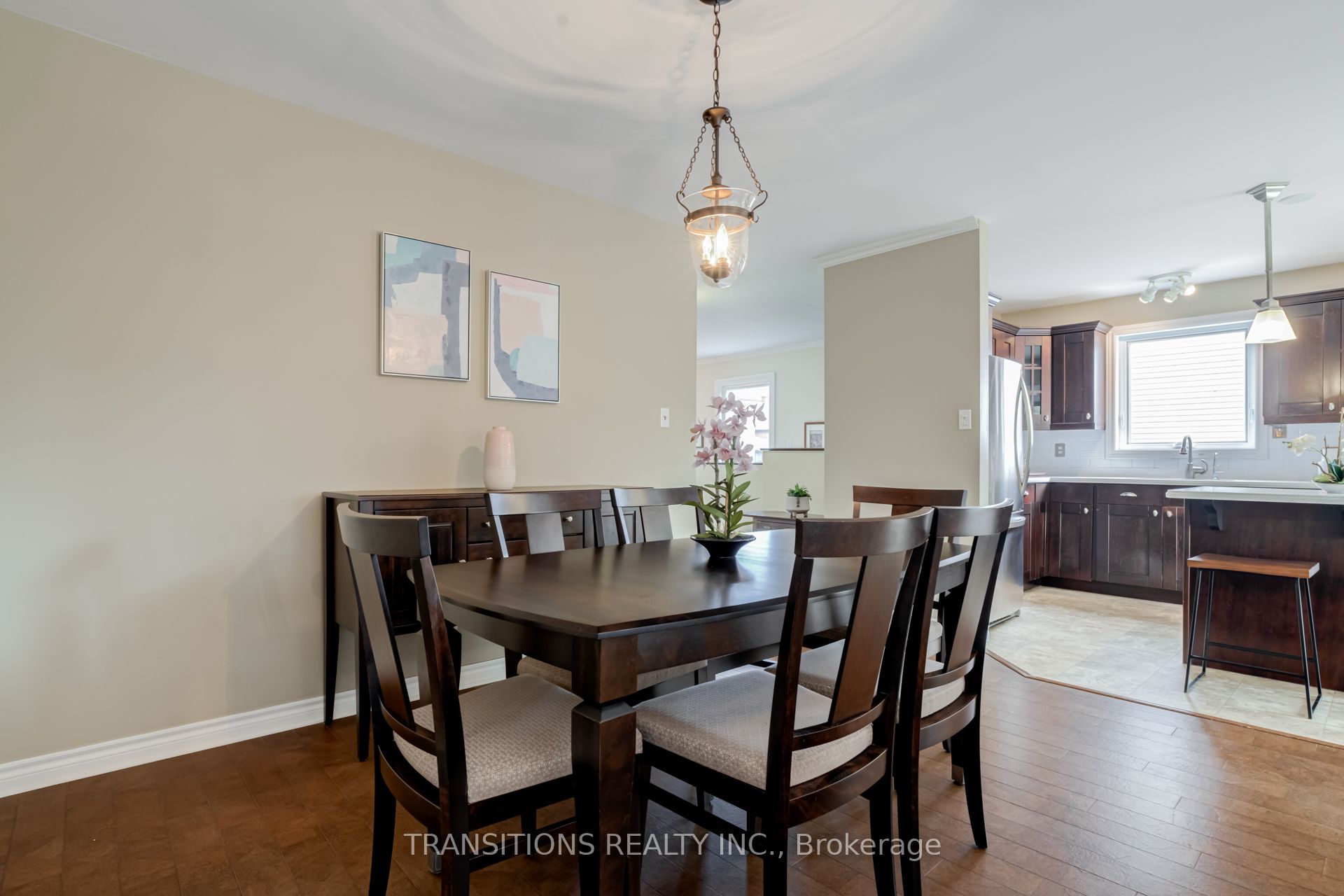 341 Mathew Street Property Photo 5