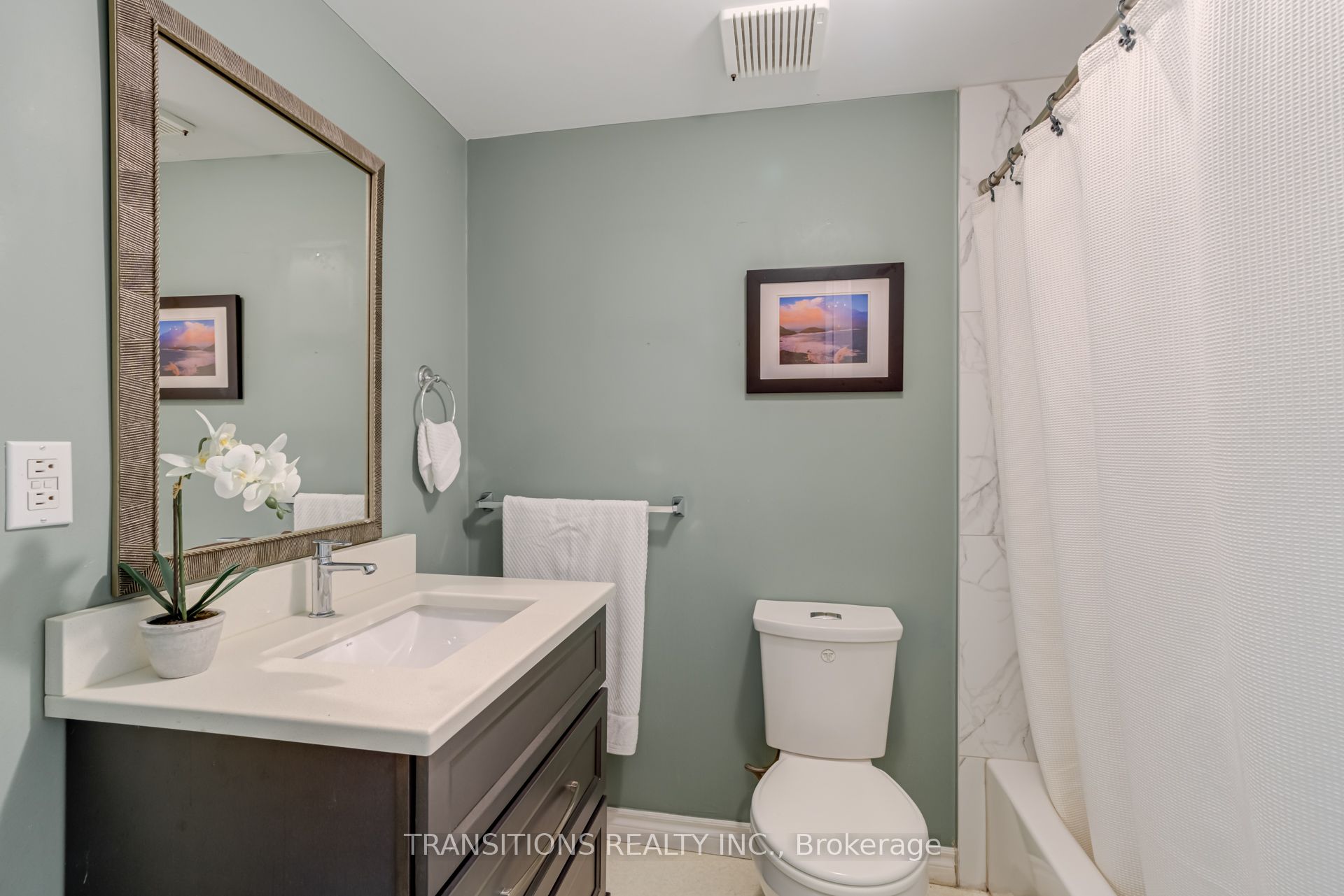 341 Mathew Street Property Photo 22