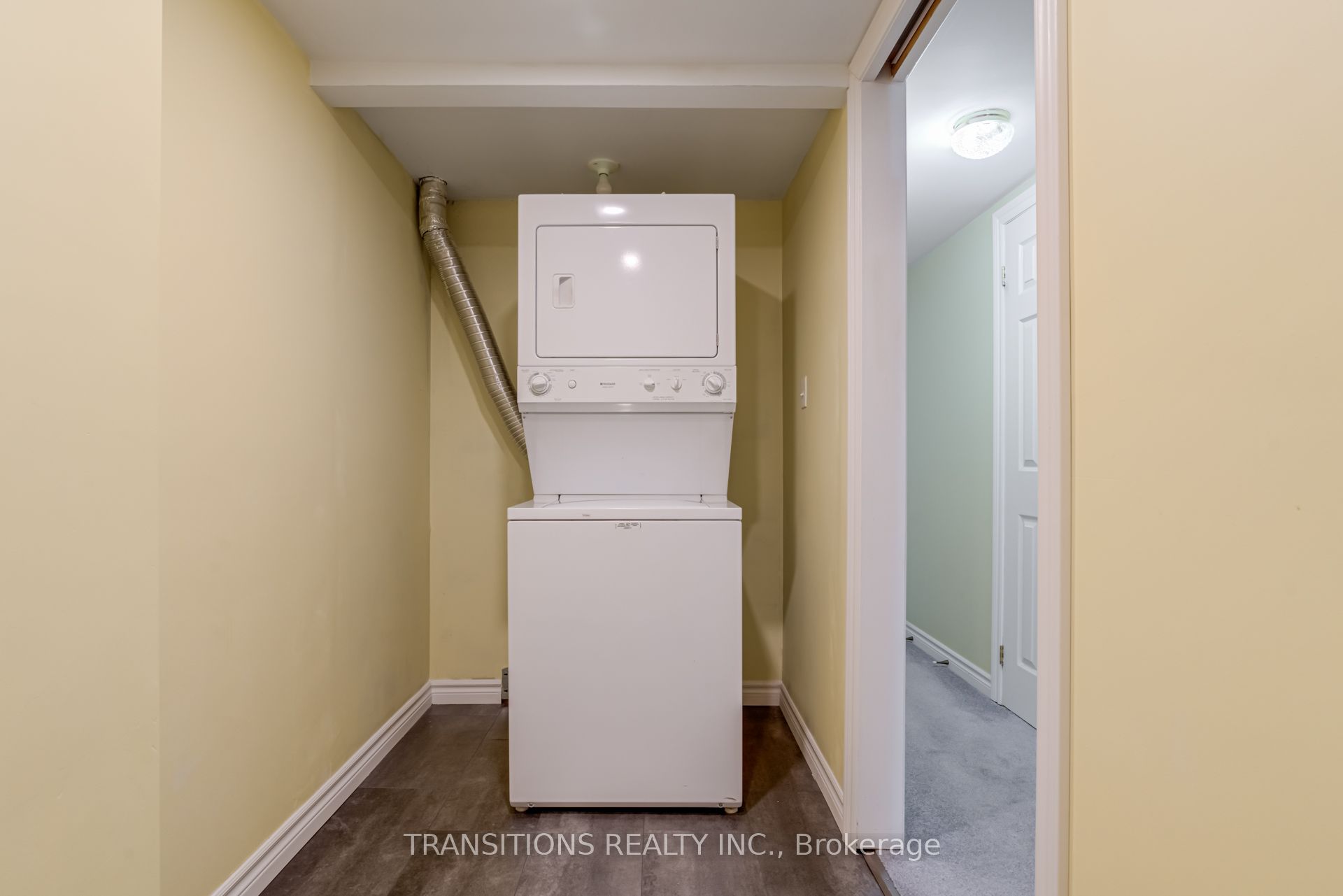 341 Mathew Street Property Photo 23