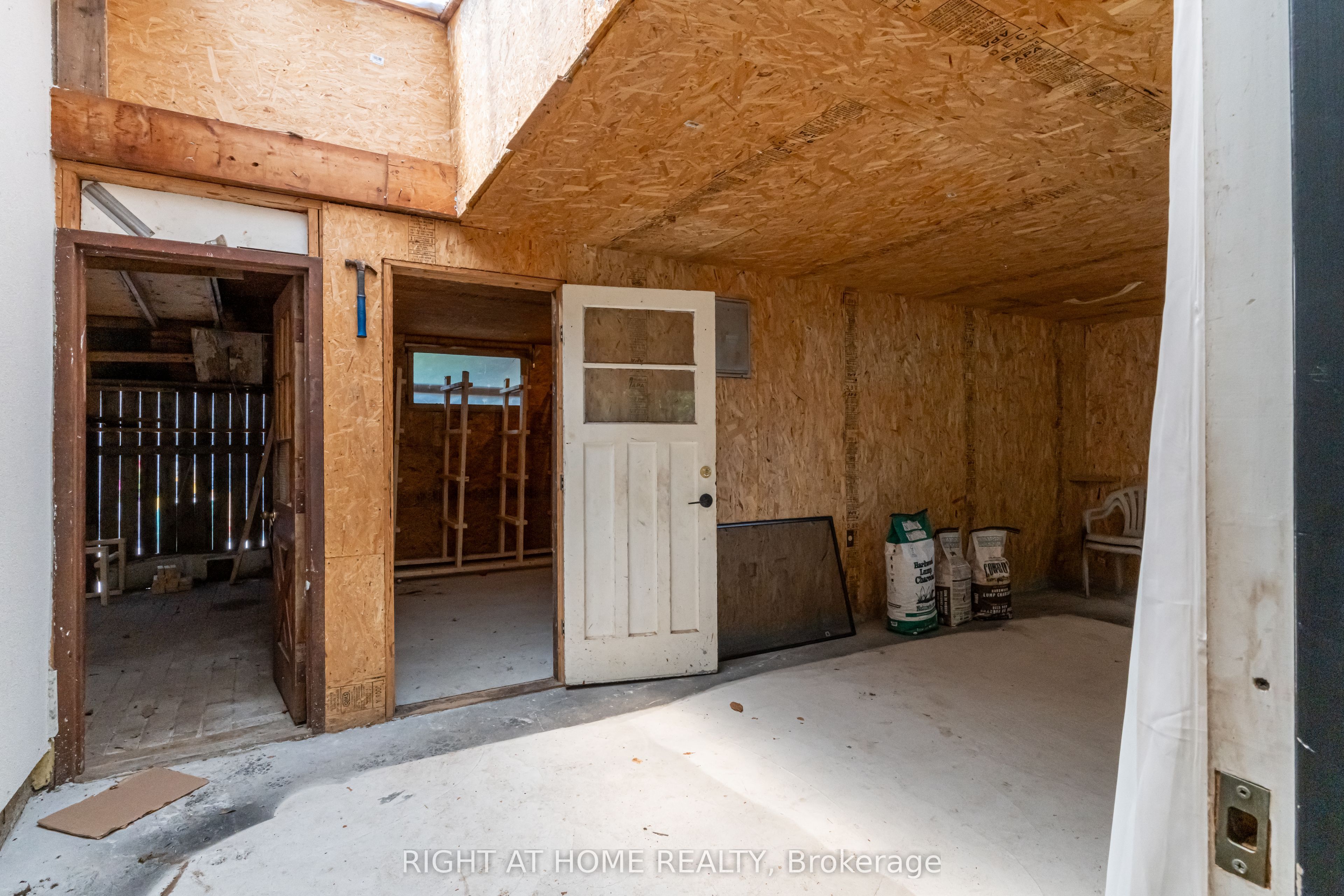 9 Belfast Court Property Photo 23