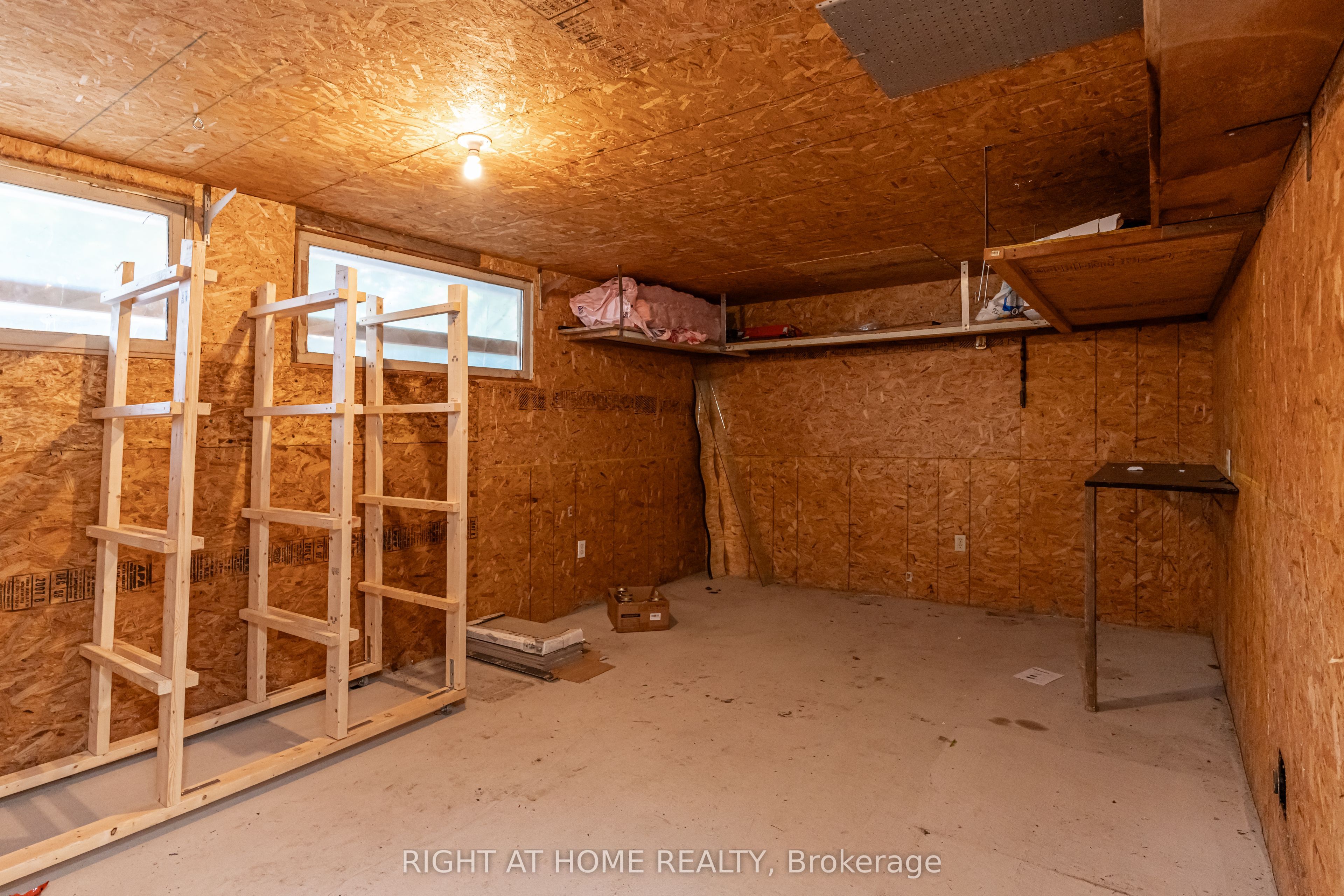 9 Belfast Court Property Photo 25