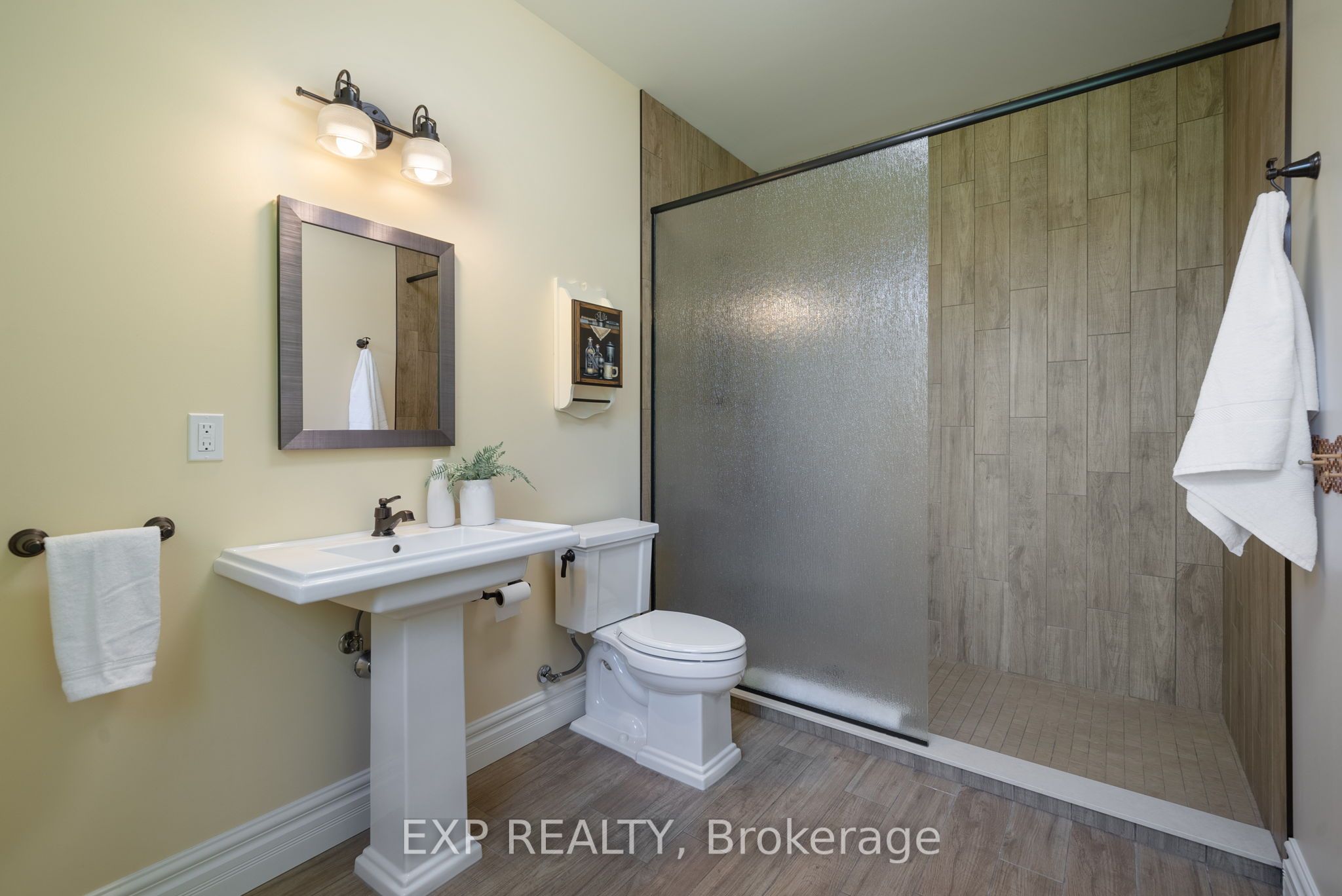 10326 Community Centre Road Property Photo 26