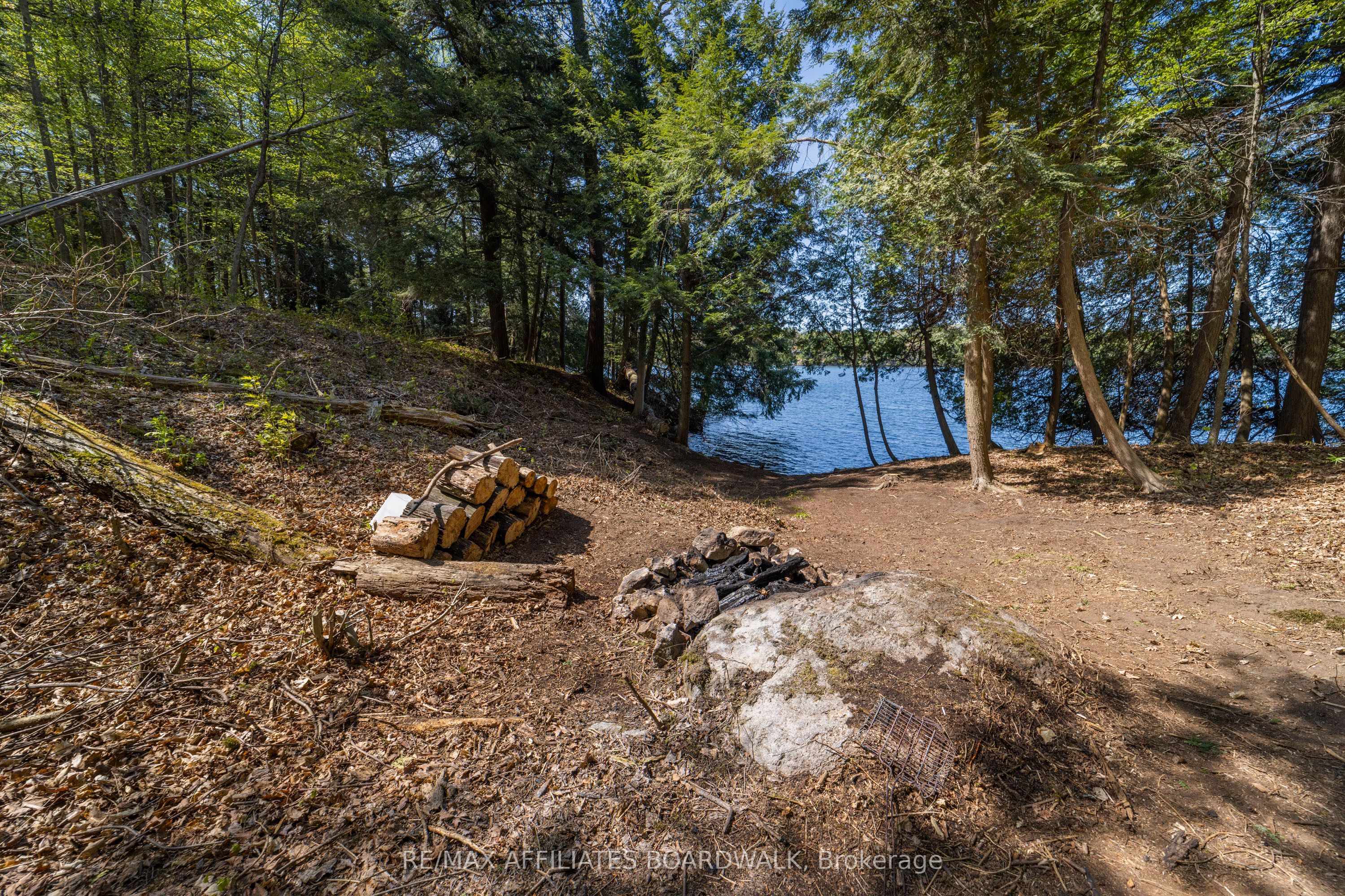 3 Sand Island N/a Property Photo 9