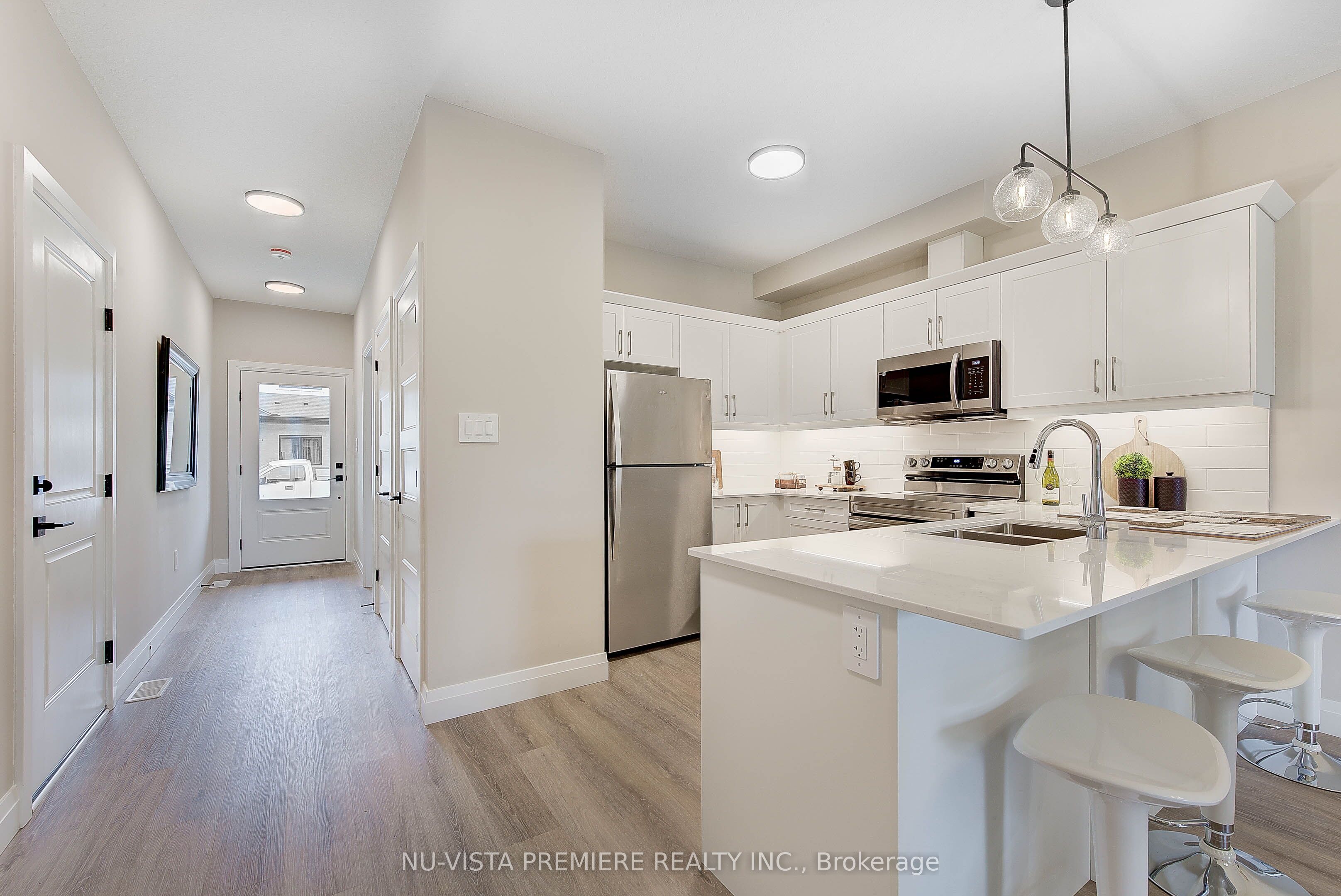 214 St Clair Boulevard 46 Property Photo 11