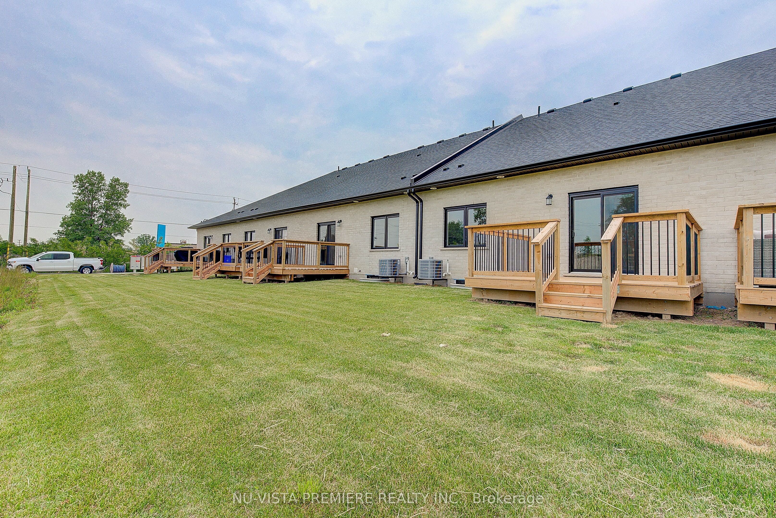 214 St Clair Boulevard 46 Property Photo 36