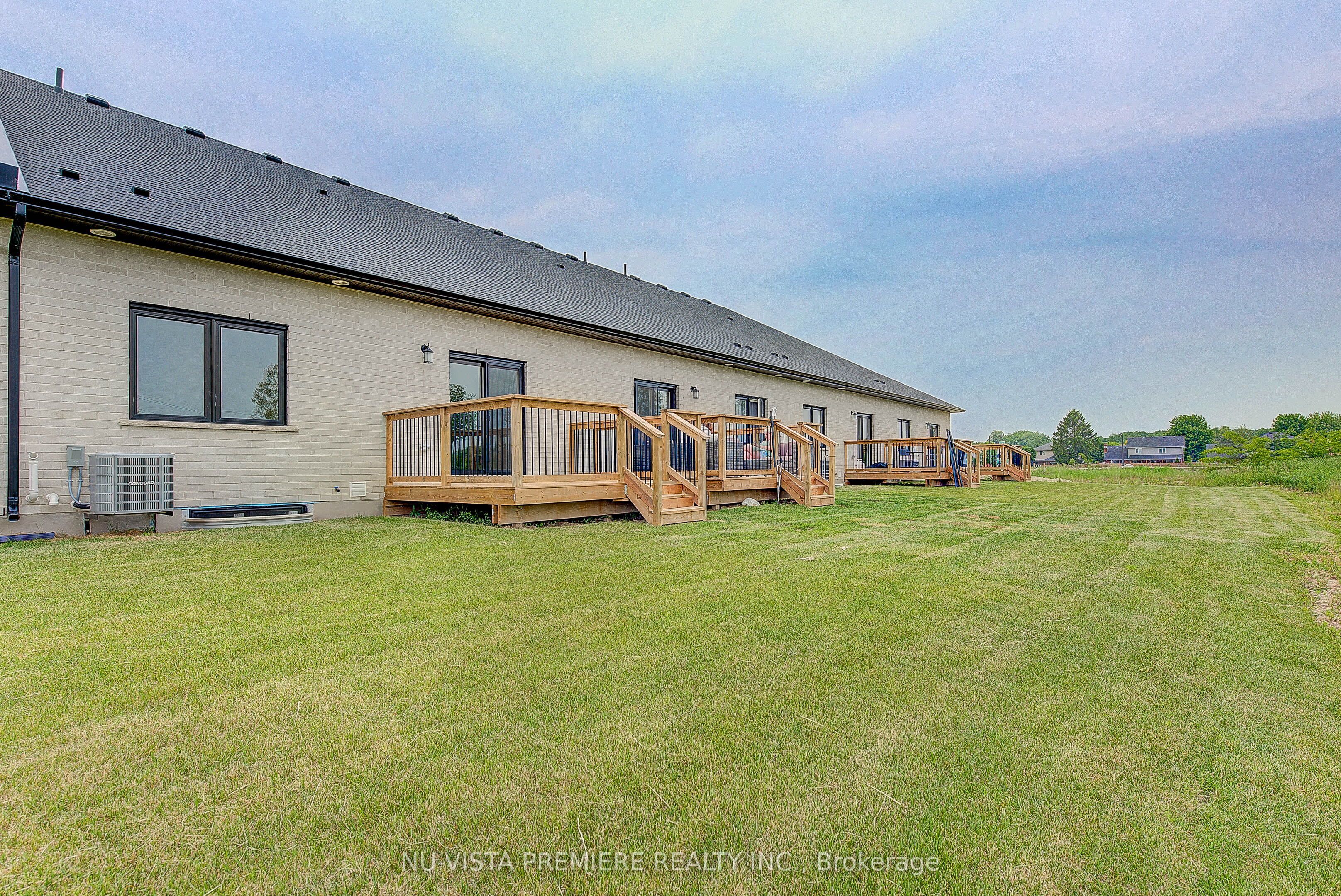 214 St Clair Boulevard 46 Property Photo 37