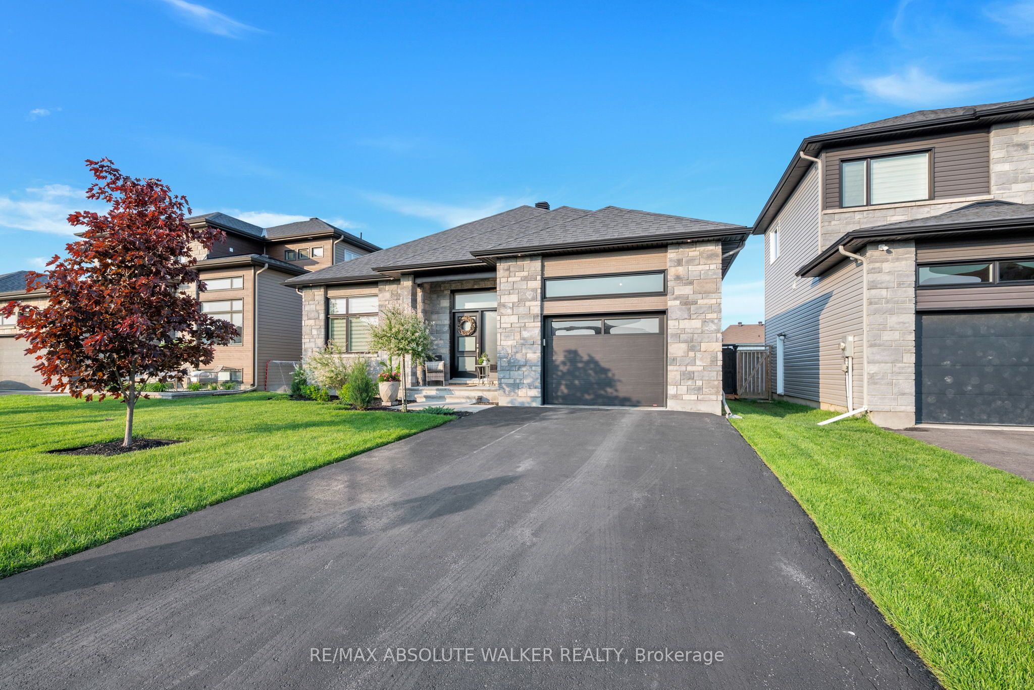 224 Versaille Street Property Photo 1
