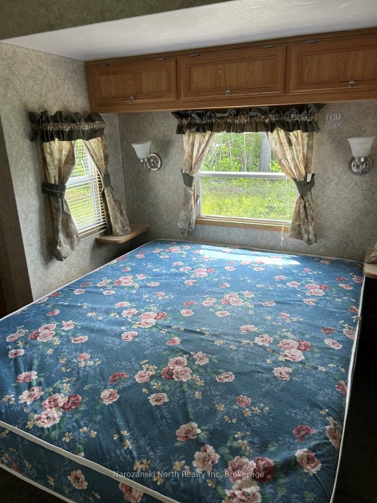 25 Tower Road Property Photo 21