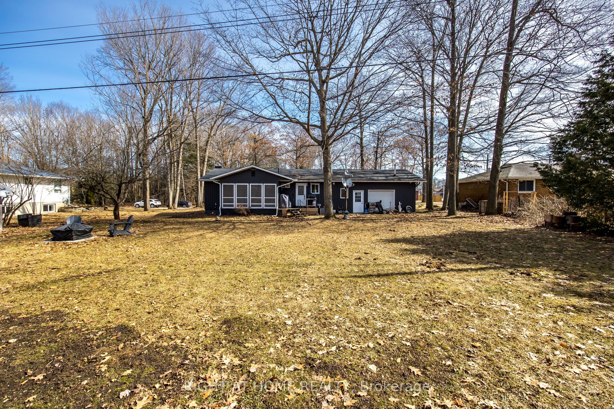 215 Wellington Street Property Photo 34