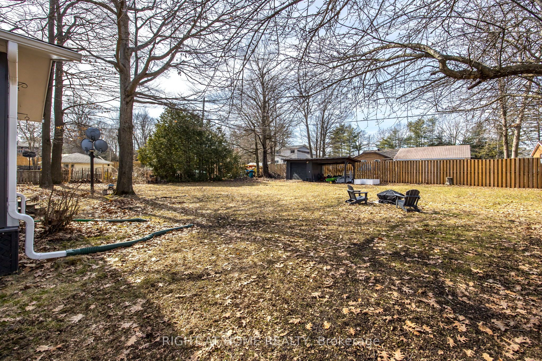 215 Wellington Street Property Photo 36