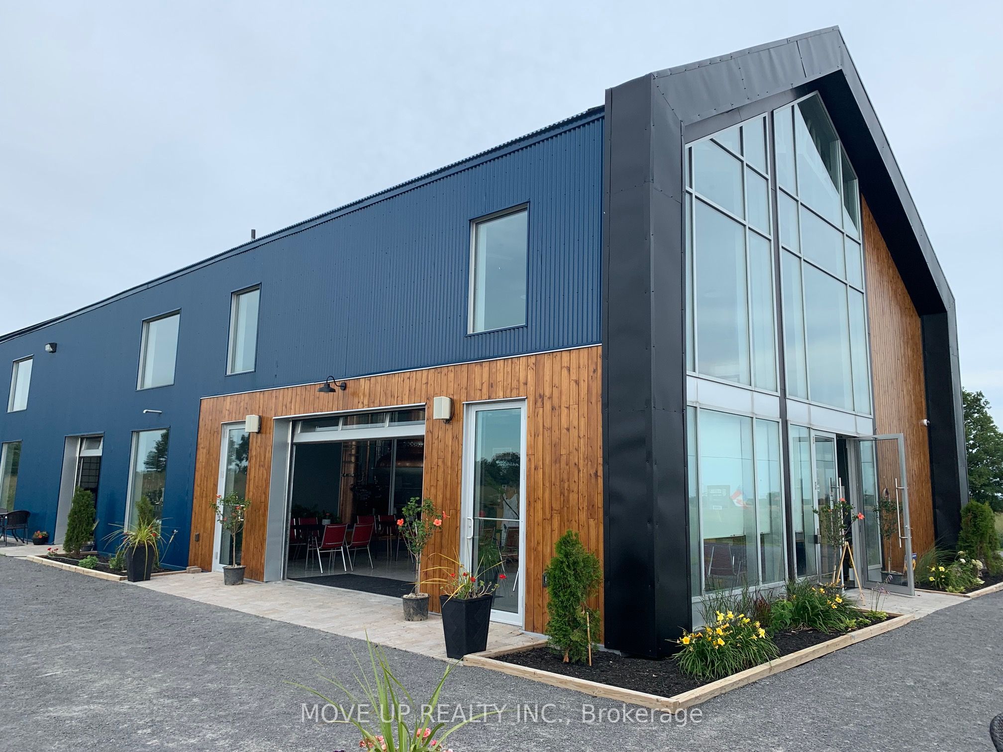 2404 County Rd 1 Road Property Photo 1