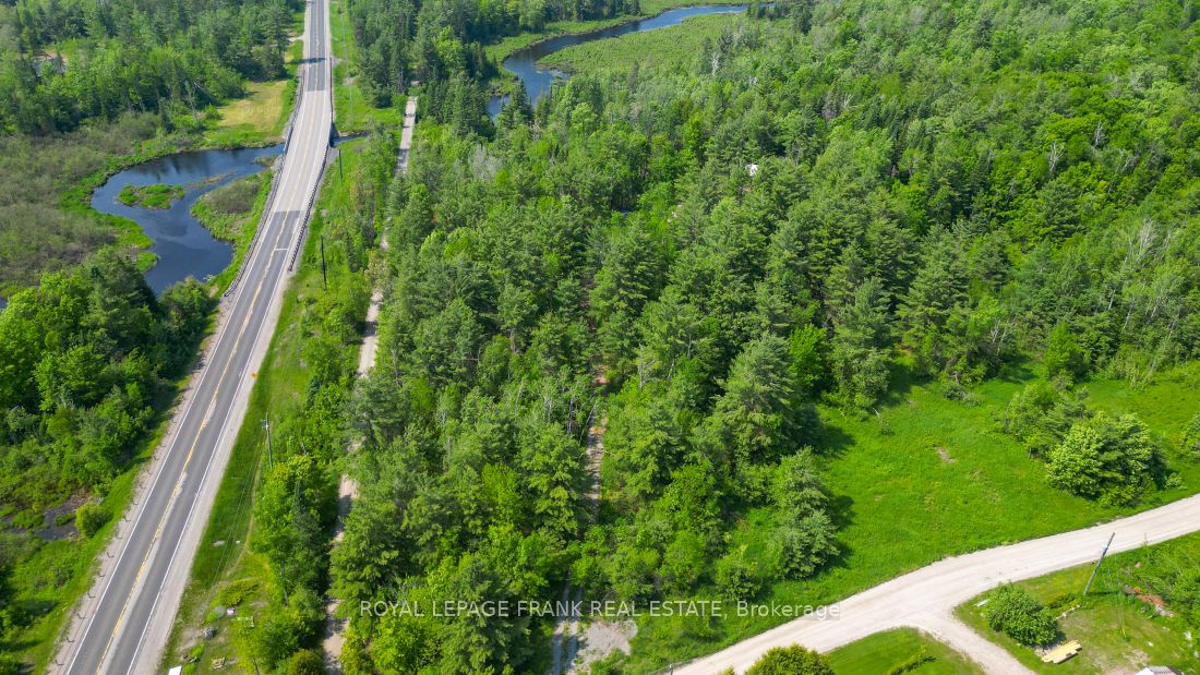 4 Wolf Lake Rd Property Photo 1