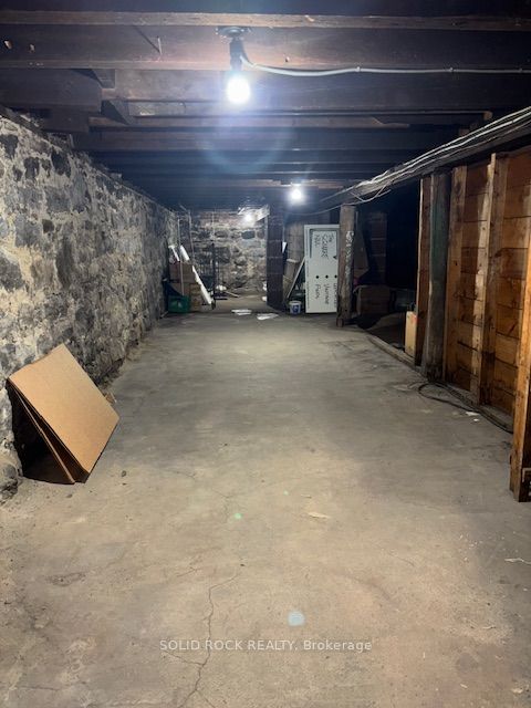 188 Raglan Street S Property Photo 20