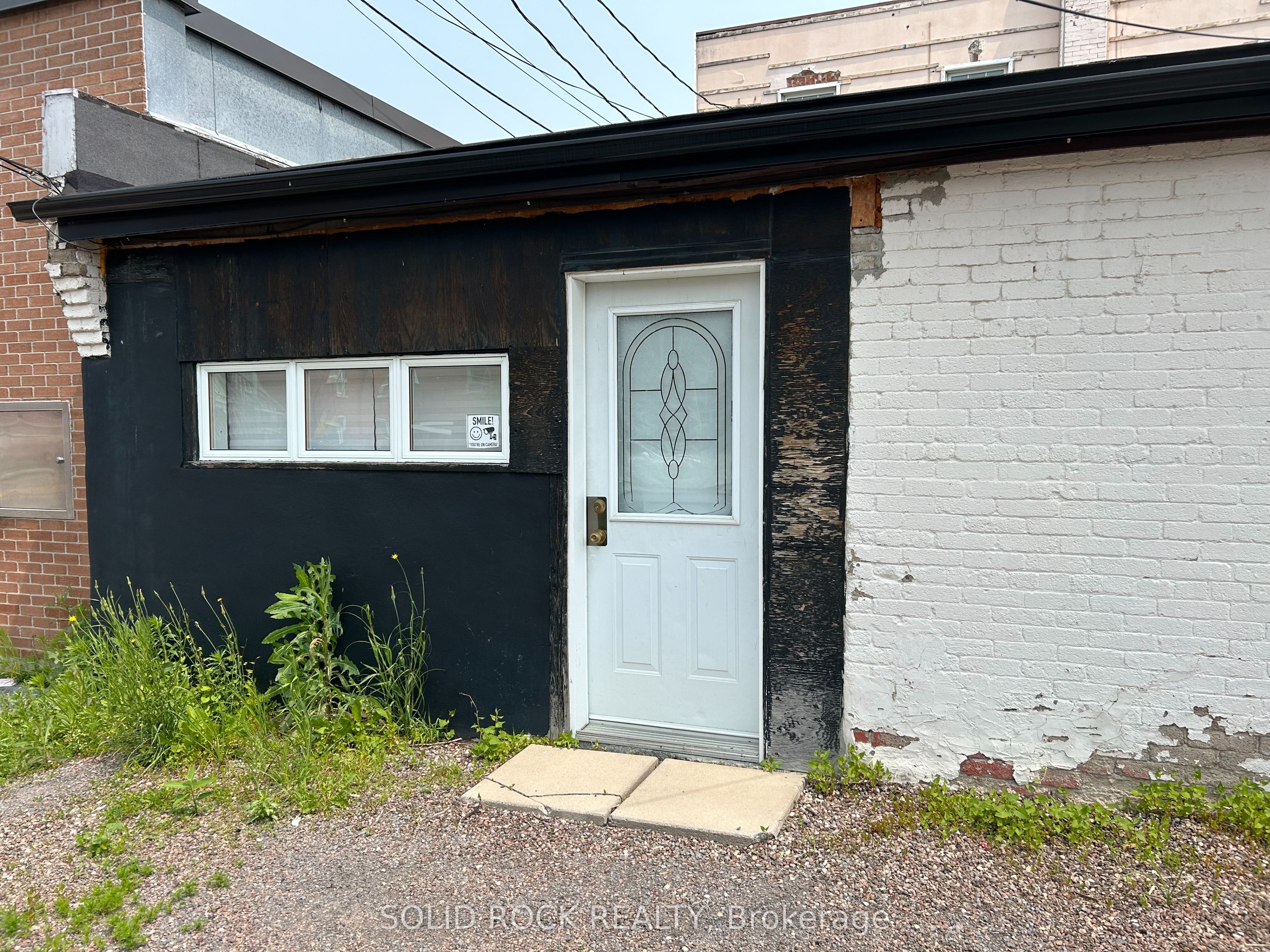 188 Raglan Street S Property Photo 21